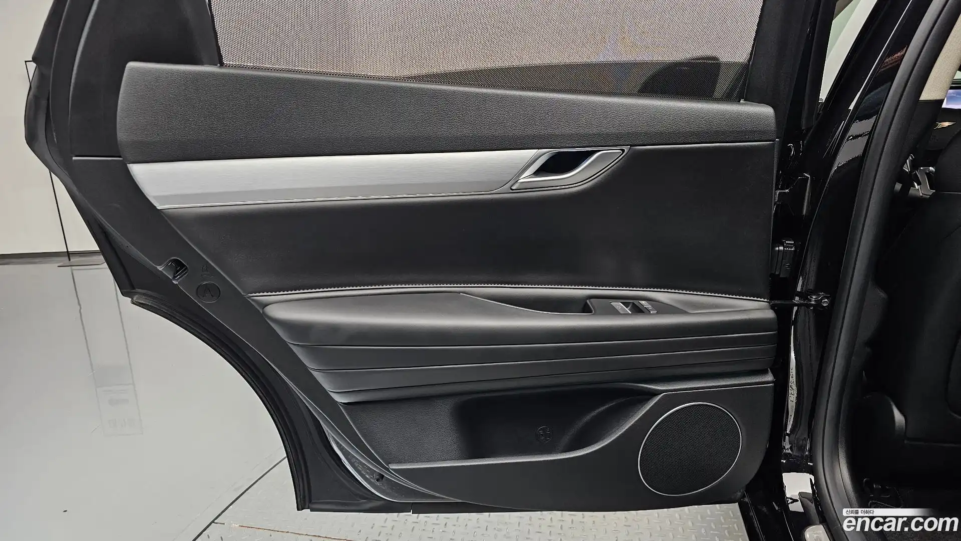 G80 Genesis 2024.5-INNER-035