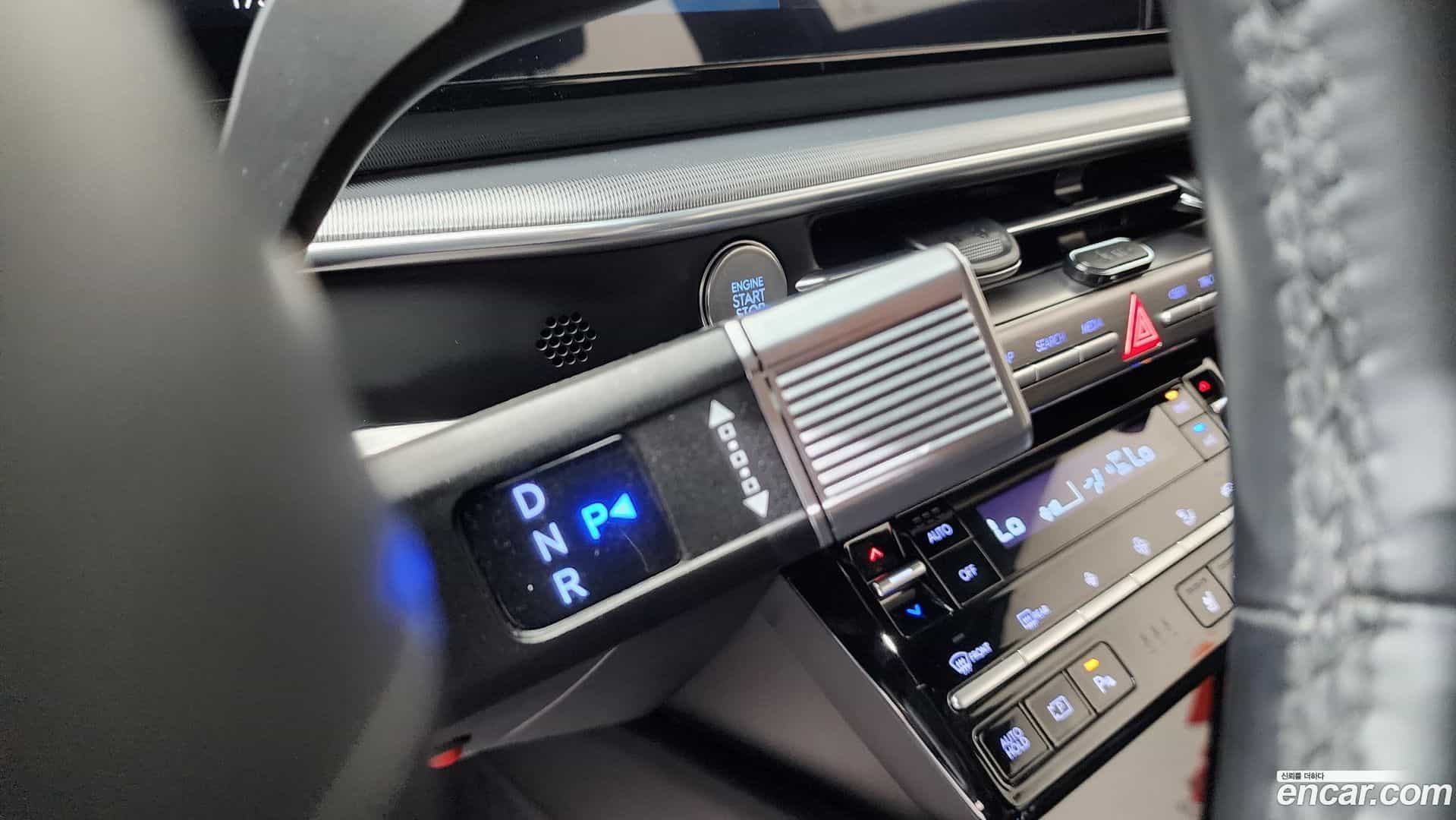 Grandeur Hyundai 2023.2-INNER-009