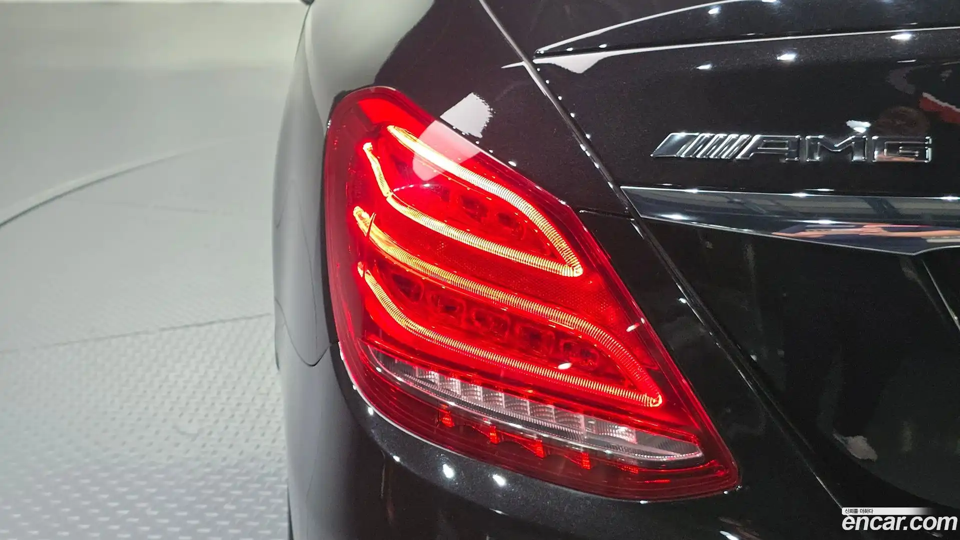 C-Class Mercedes-Benz 2018.11-OUTER-033