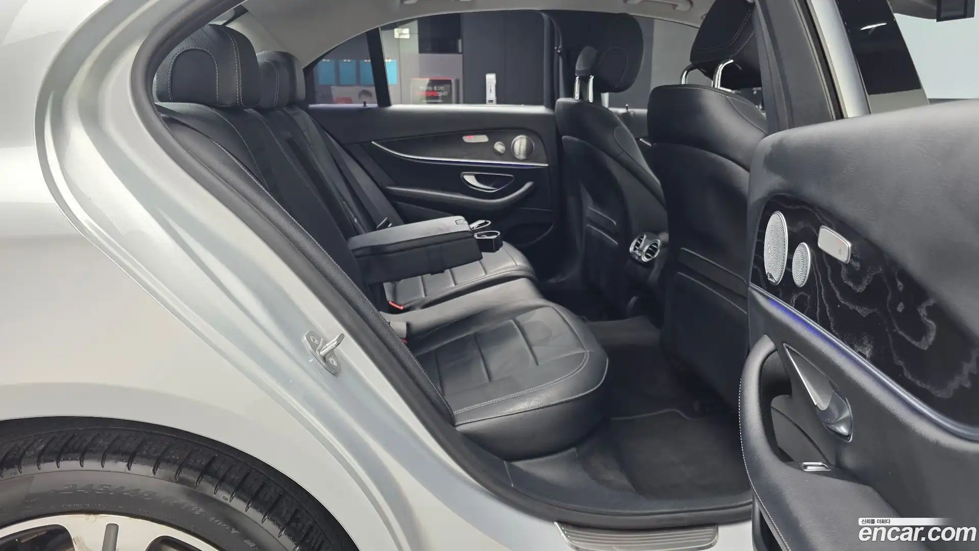 E-Class Mercedes-Benz 2018.2-OPTION-016