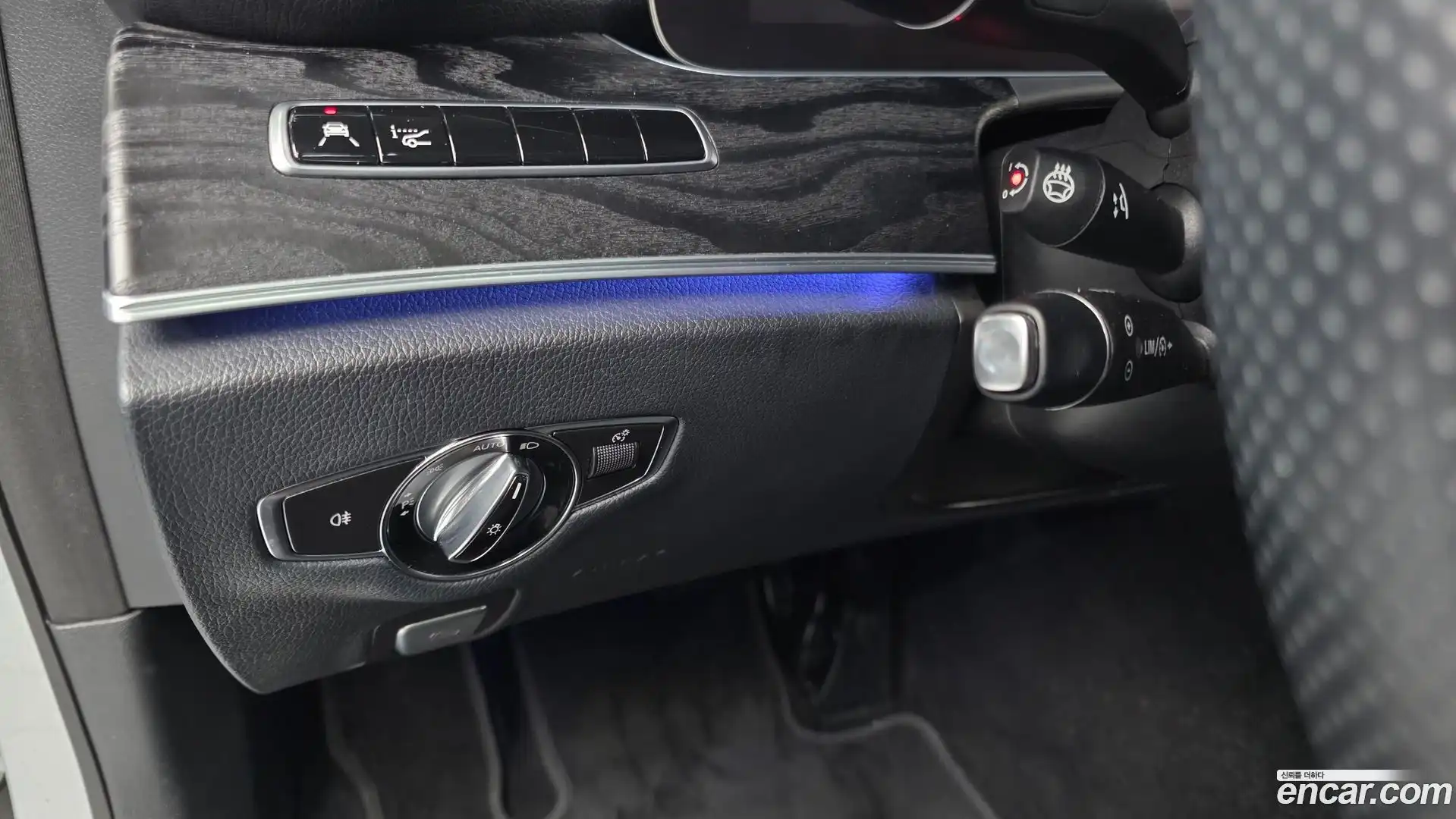 E-Class Mercedes-Benz 2018.2-OPTION-043