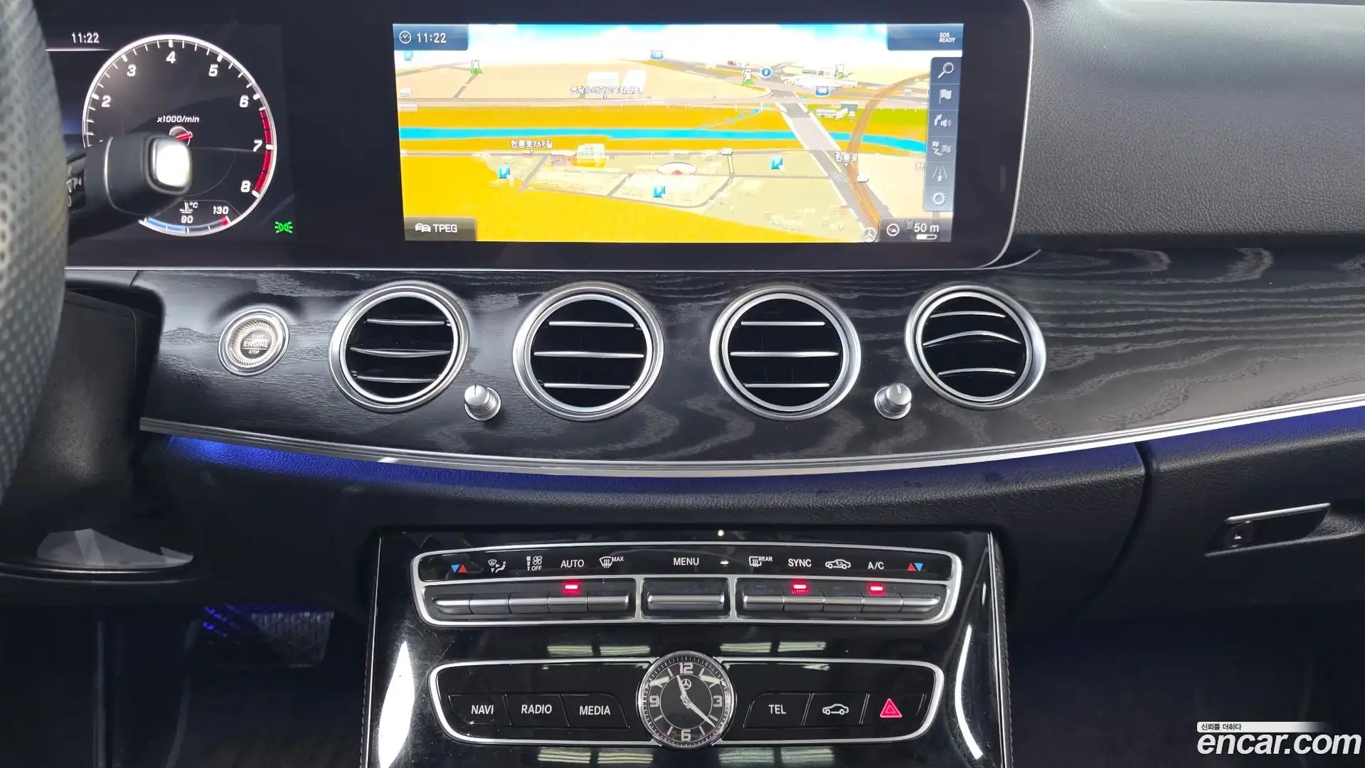 E-Class Mercedes-Benz 2018.2-OPTION-045