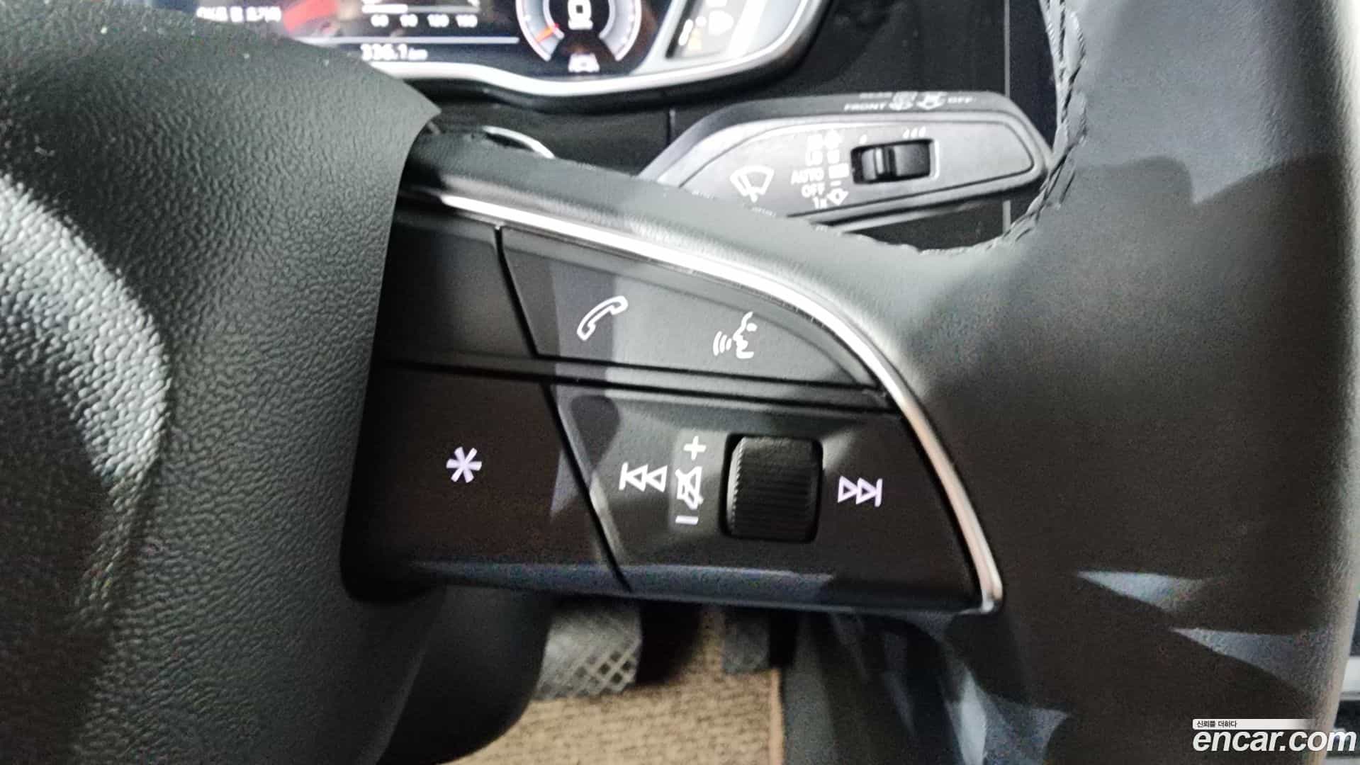 Q3 Audi 2025.4-OPTION-019