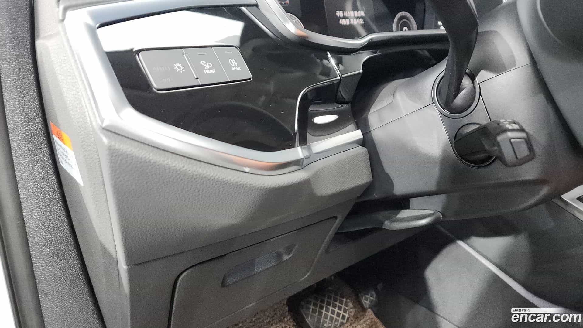 Q3 Audi 2025.4-OPTION-043