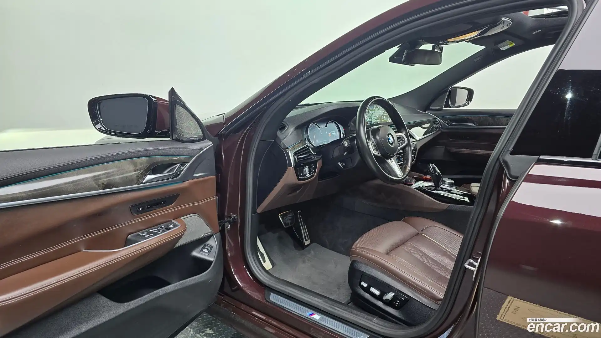 Gran Turismo BMW 2018.1-INNER-010