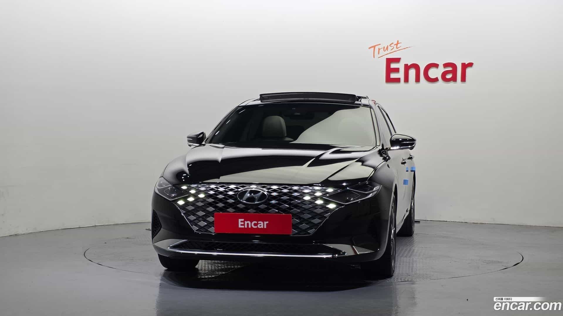 Grandeur Hyundai 2022.5-OUTER-003