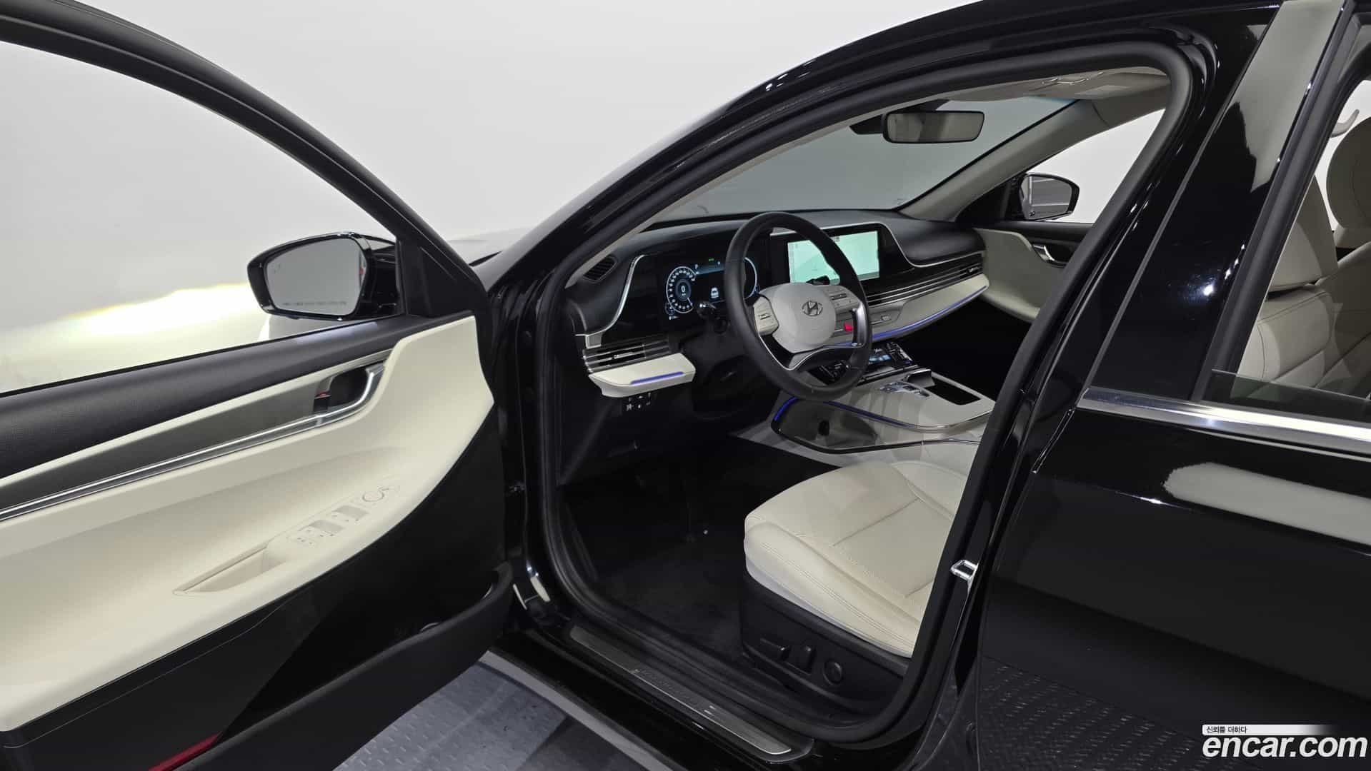 Grandeur Hyundai 2022.5-INNER-010