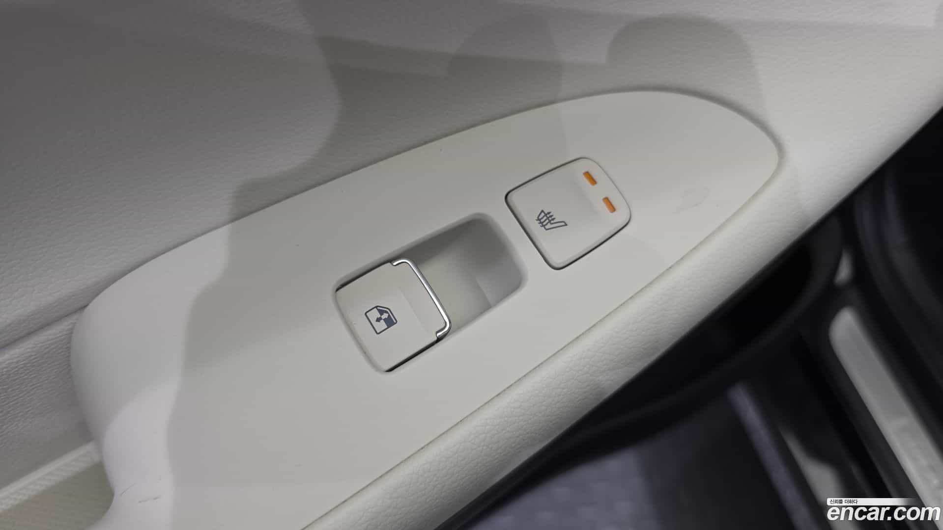 Grandeur Hyundai 2022.5-OPTION-022