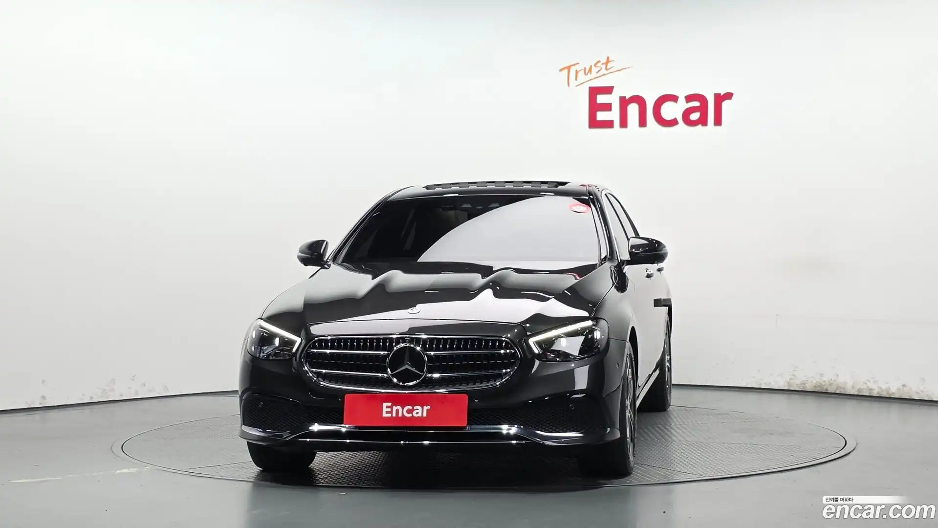 E-Class Mercedes-Benz 2022.4-OUTER-003