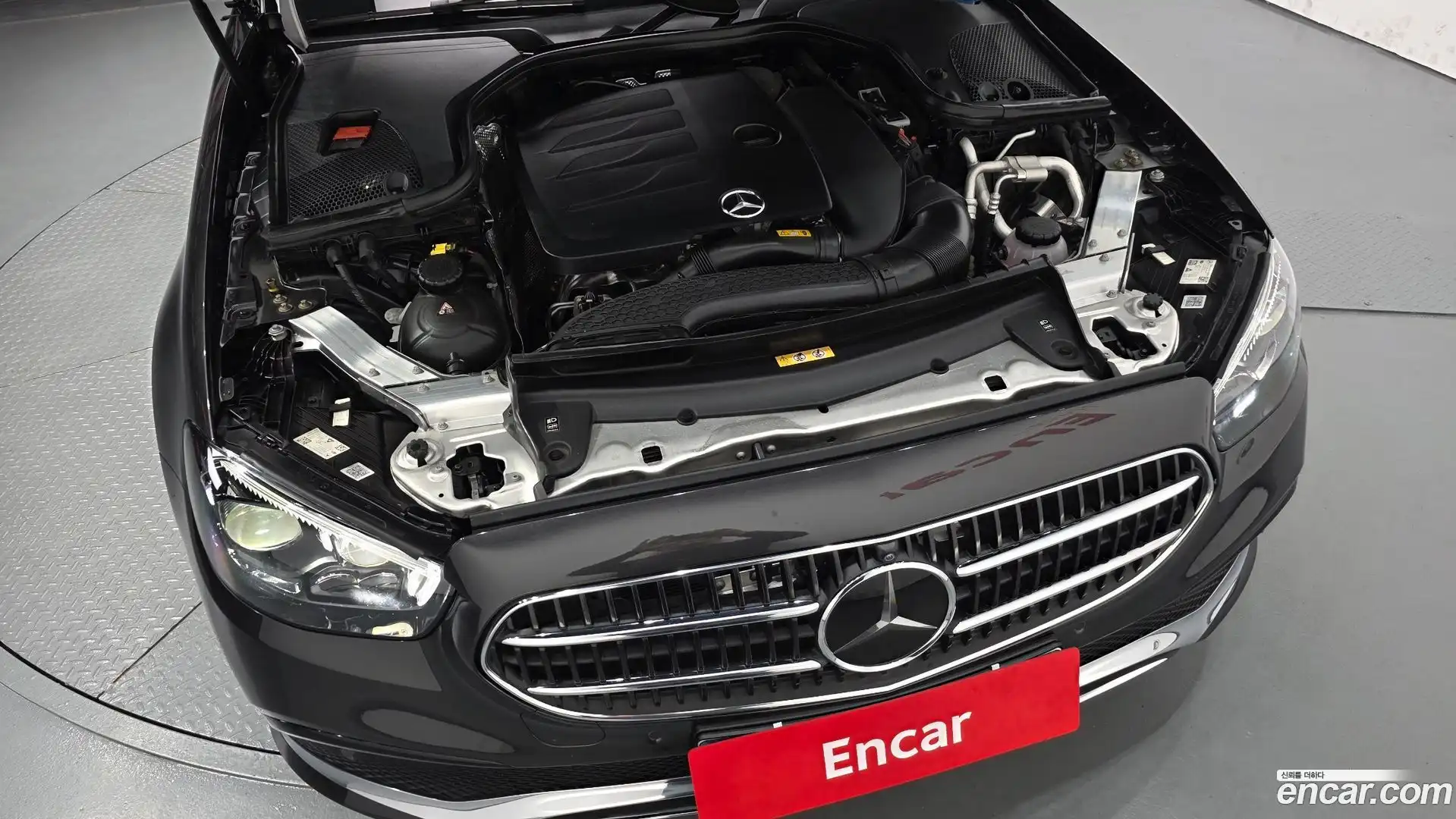 E-Class Mercedes-Benz 2022.4-OUTER-006