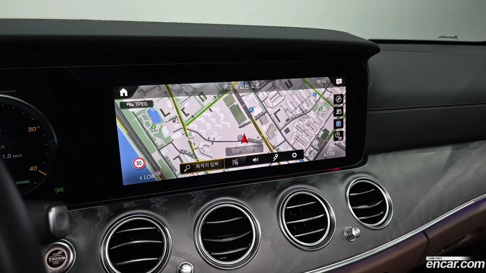 E-Class Mercedes-Benz 2022.4-OPTION-019