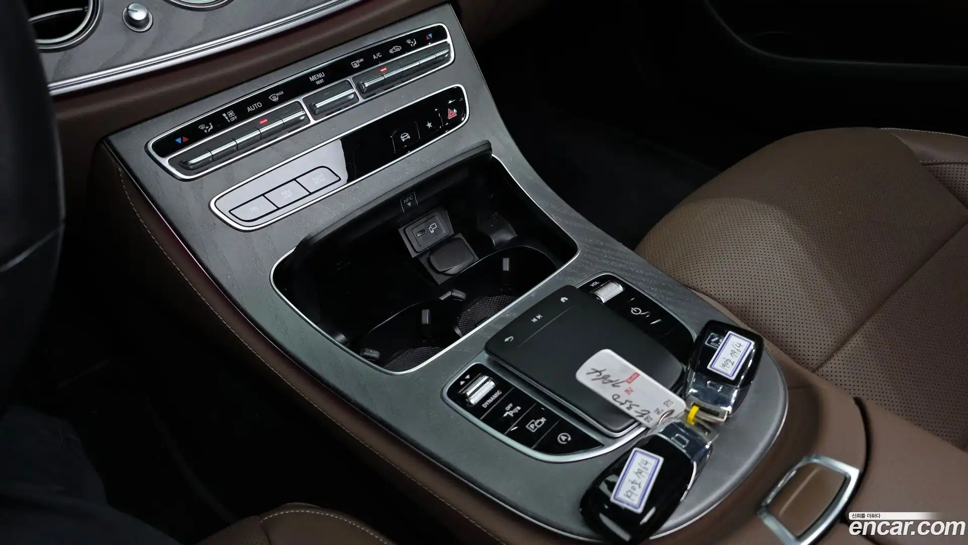 E-Class Mercedes-Benz 2022.4-OPTION-021