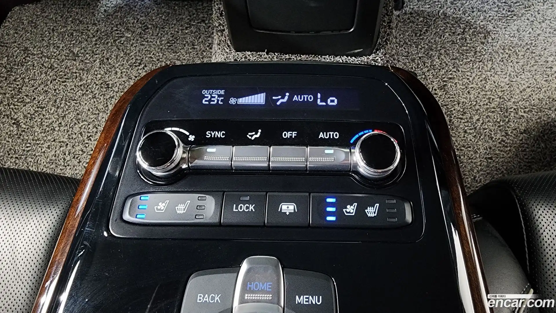 EQ900 Genesis 2016.11-OPTION-049