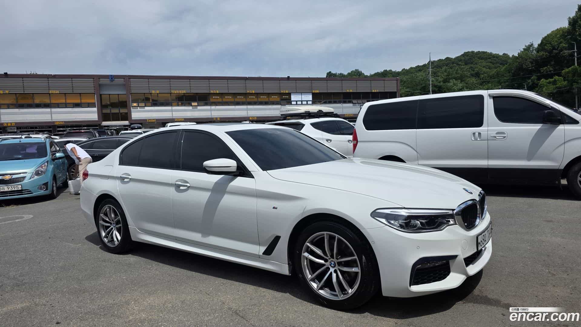 5-Series BMW 2017.8-OUTER-003