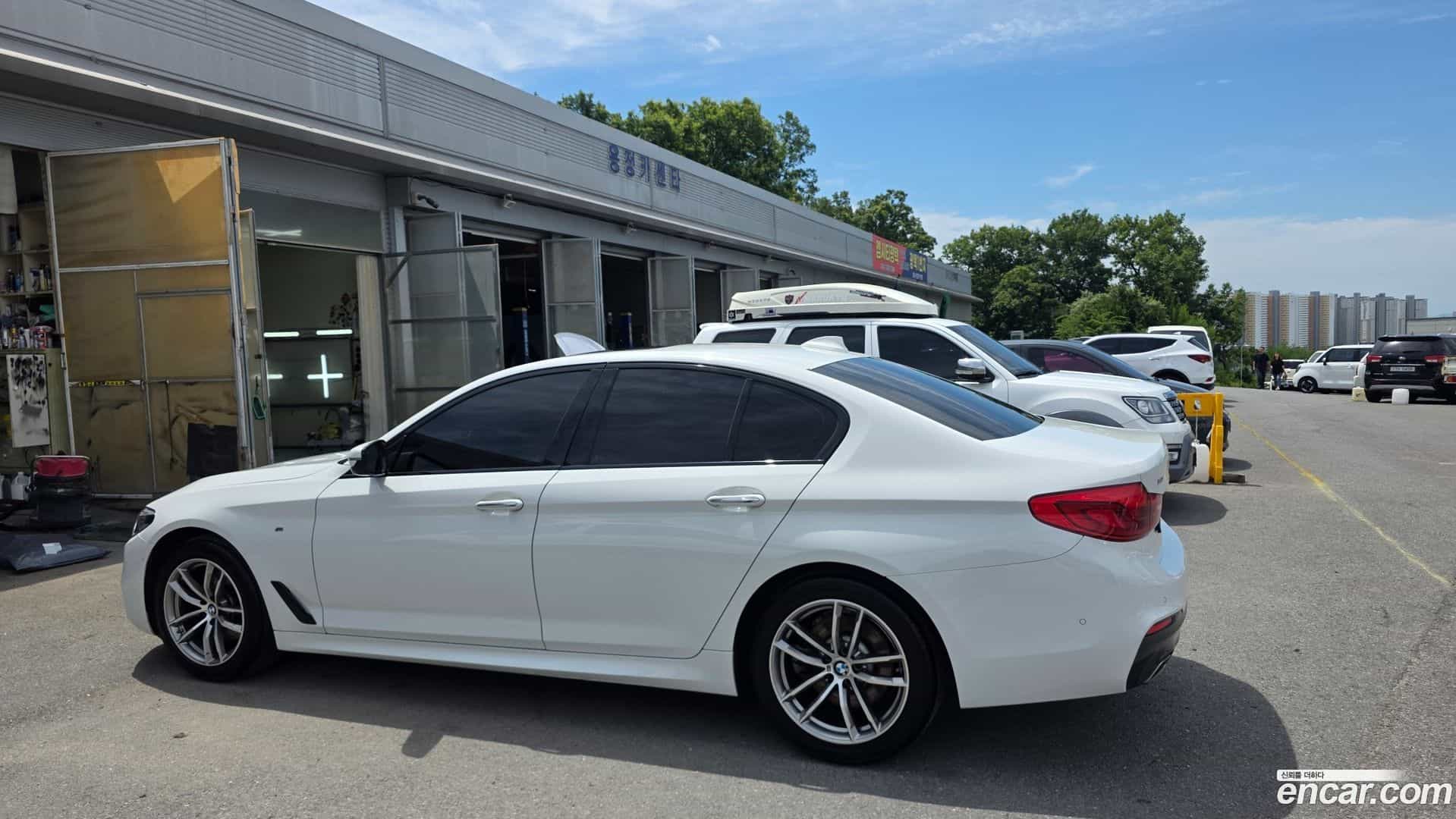 5-Series BMW 2017.8-INNER-008
