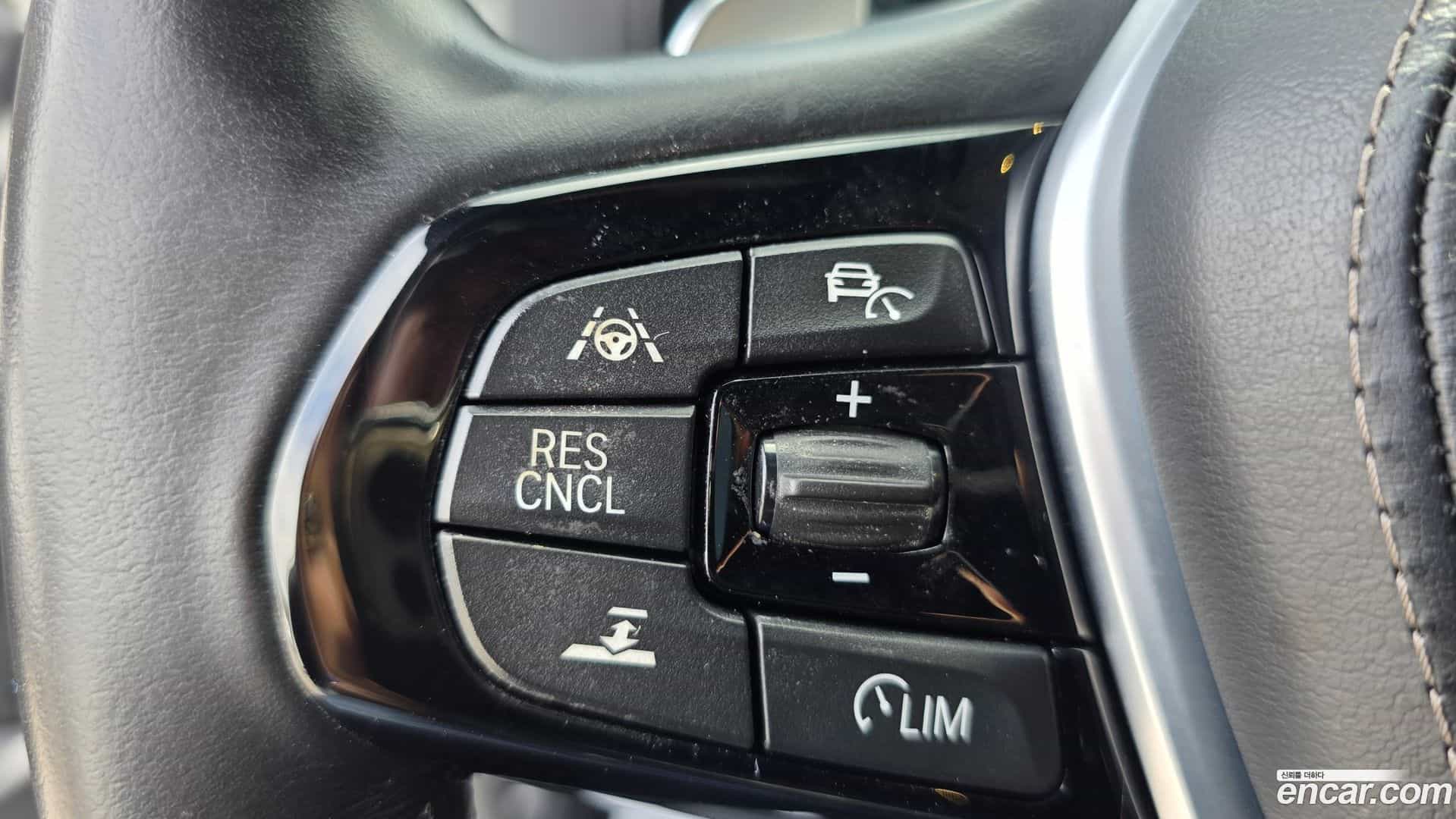 5-Series BMW 2017.8-OPTION-021