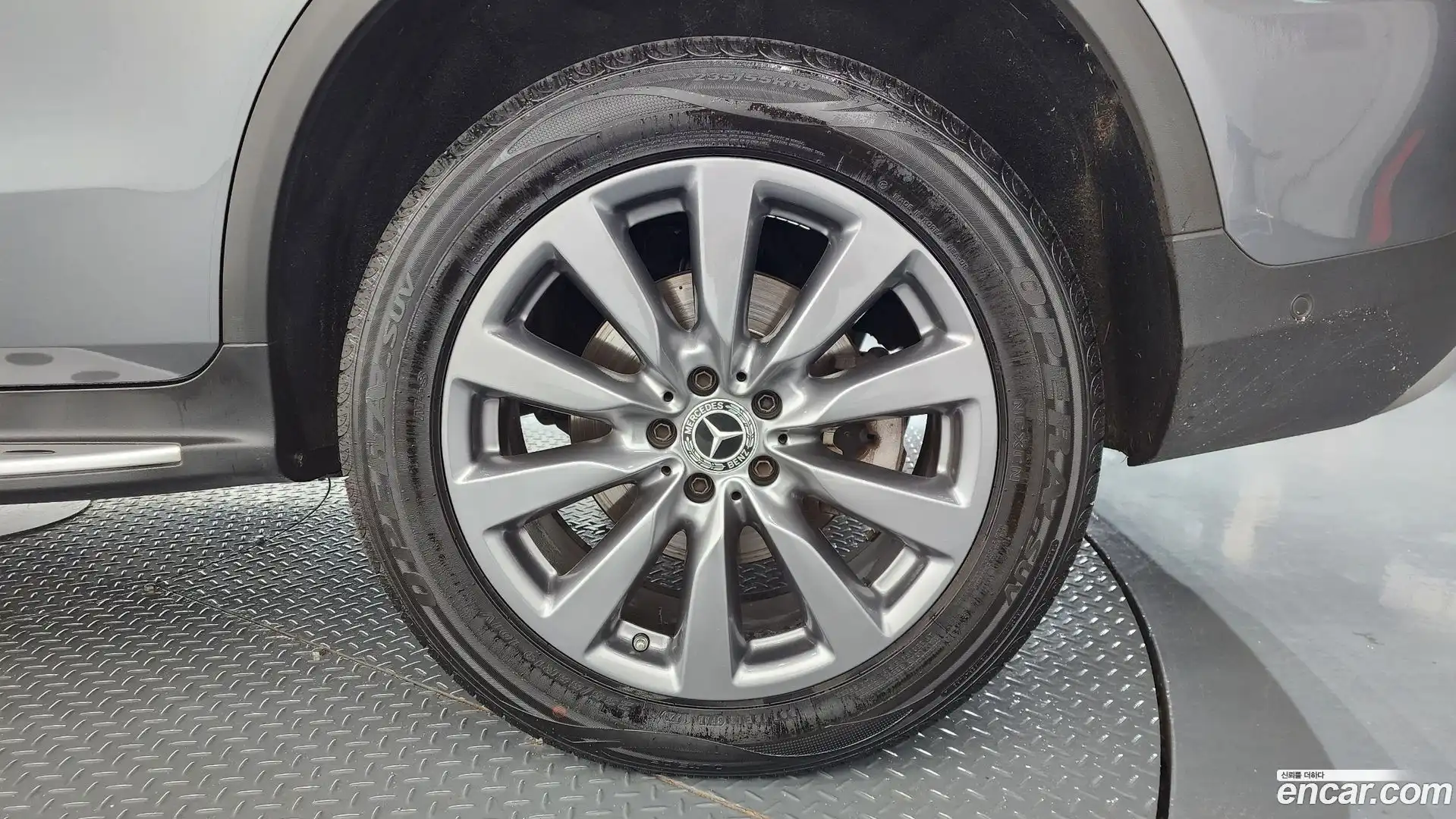 GLC-Class Mercedes-Benz 2018.6-OUTER-031