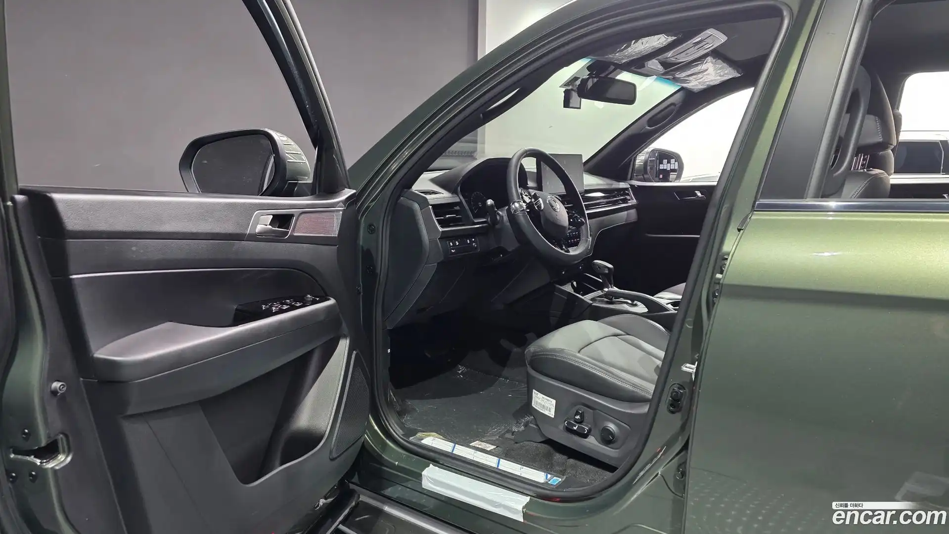 Rexton KG Mobility 2024.9-INNER-010