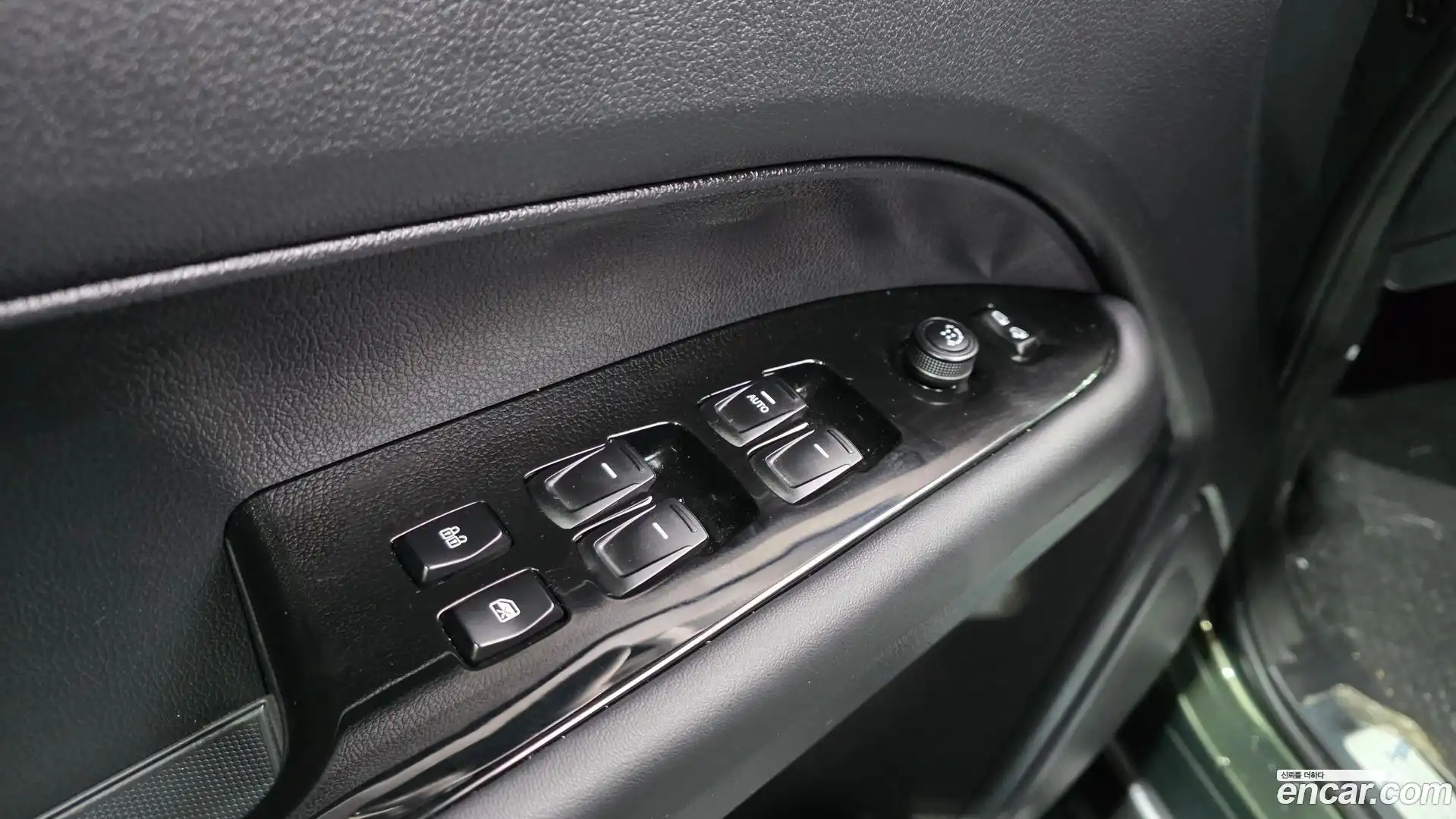 Rexton KG Mobility 2024.9-OPTION-041