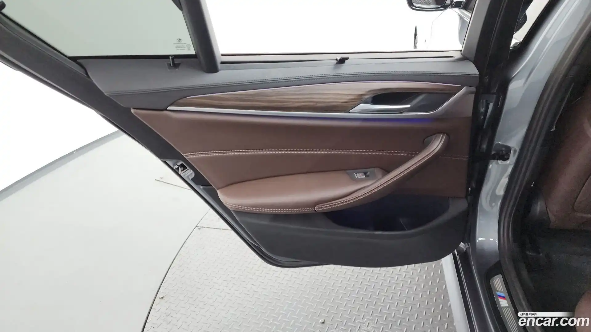 5-Series BMW 2019.7-INNER-035