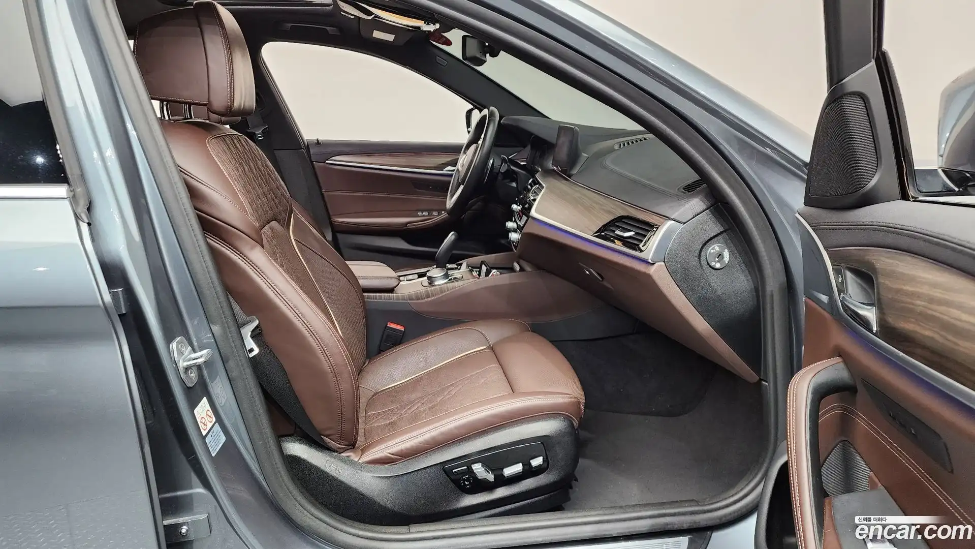 5-Series BMW 2019.7-INNER-036