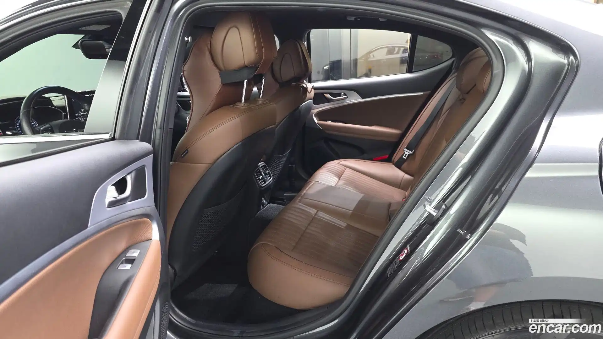 G70 Genesis 2020.9-INNER-036
