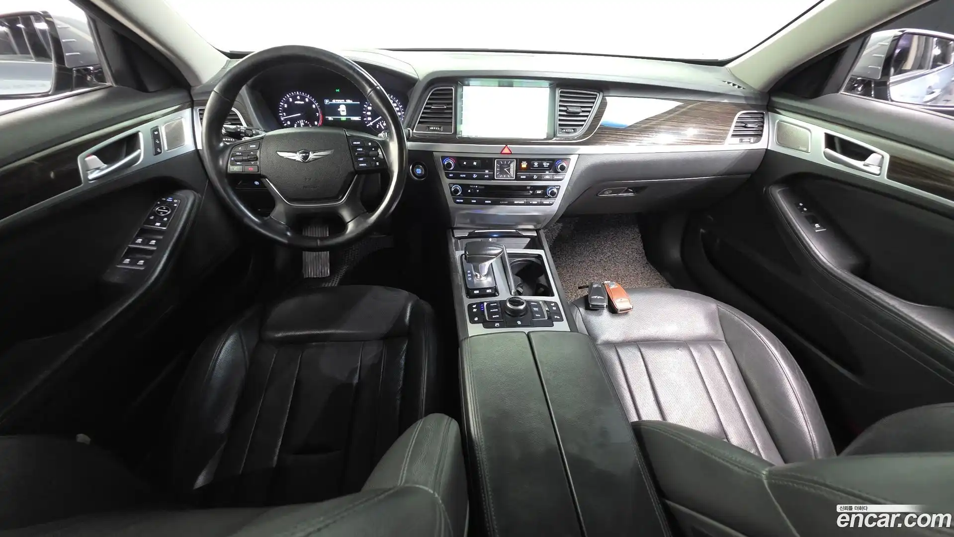 G80 Genesis 2016.8-INNER-007