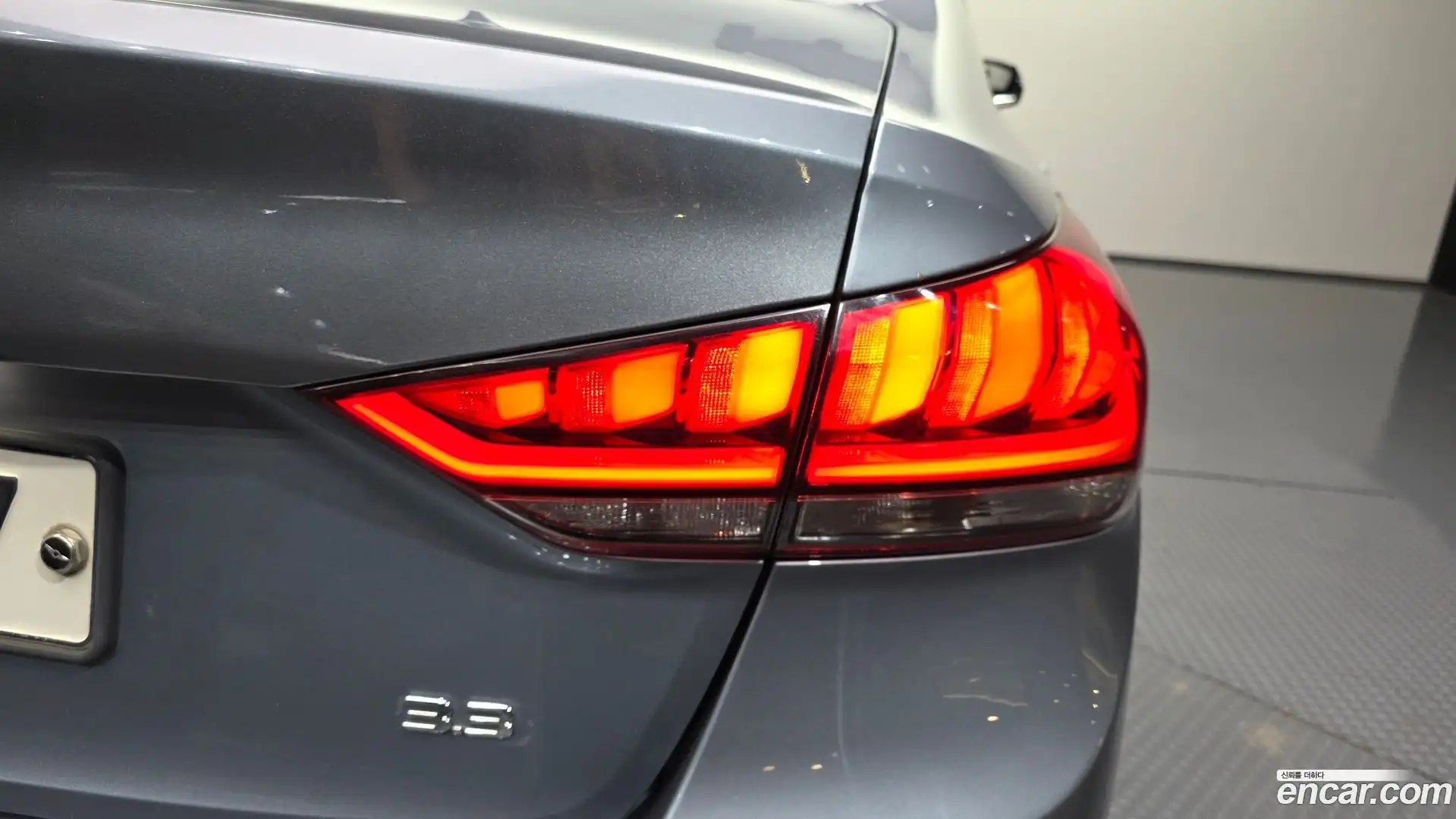 G80 Genesis 2016.8-OUTER-033