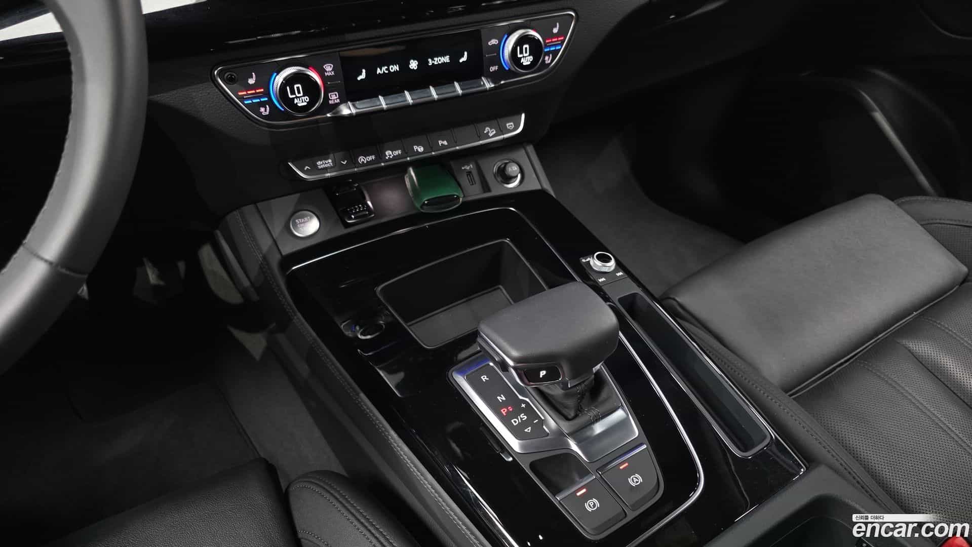Q5 Audi 2024.11-INNER-009