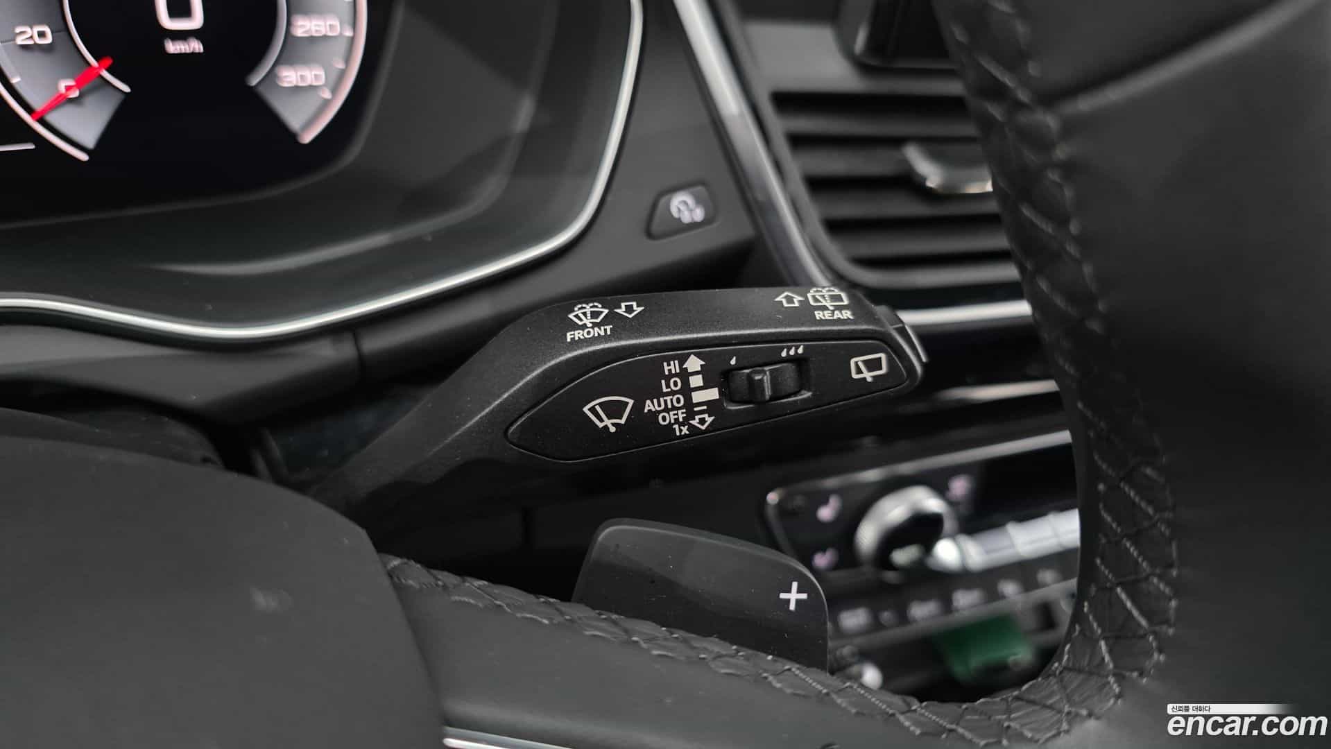 Q5 Audi 2024.11-OPTION-043