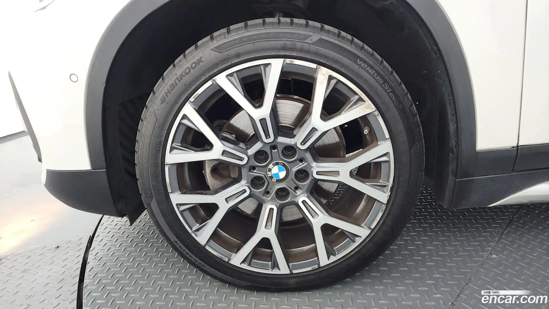 X1 BMW 2022.7-OUTER-005