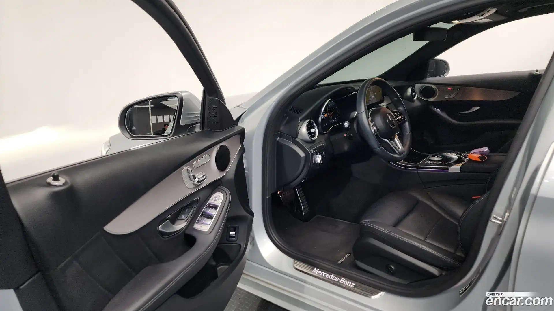 C-Class Mercedes-Benz 2021.4-INNER-010