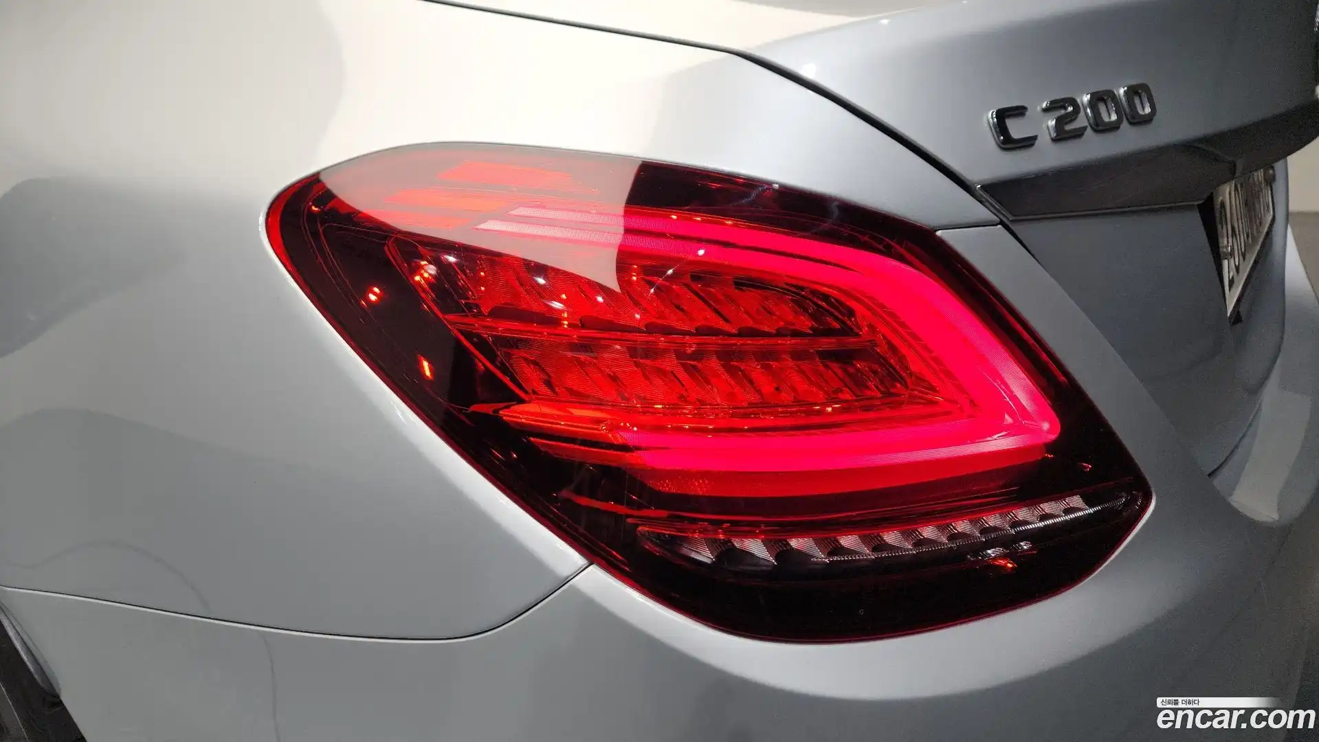 C-Class Mercedes-Benz 2021.4-OUTER-033