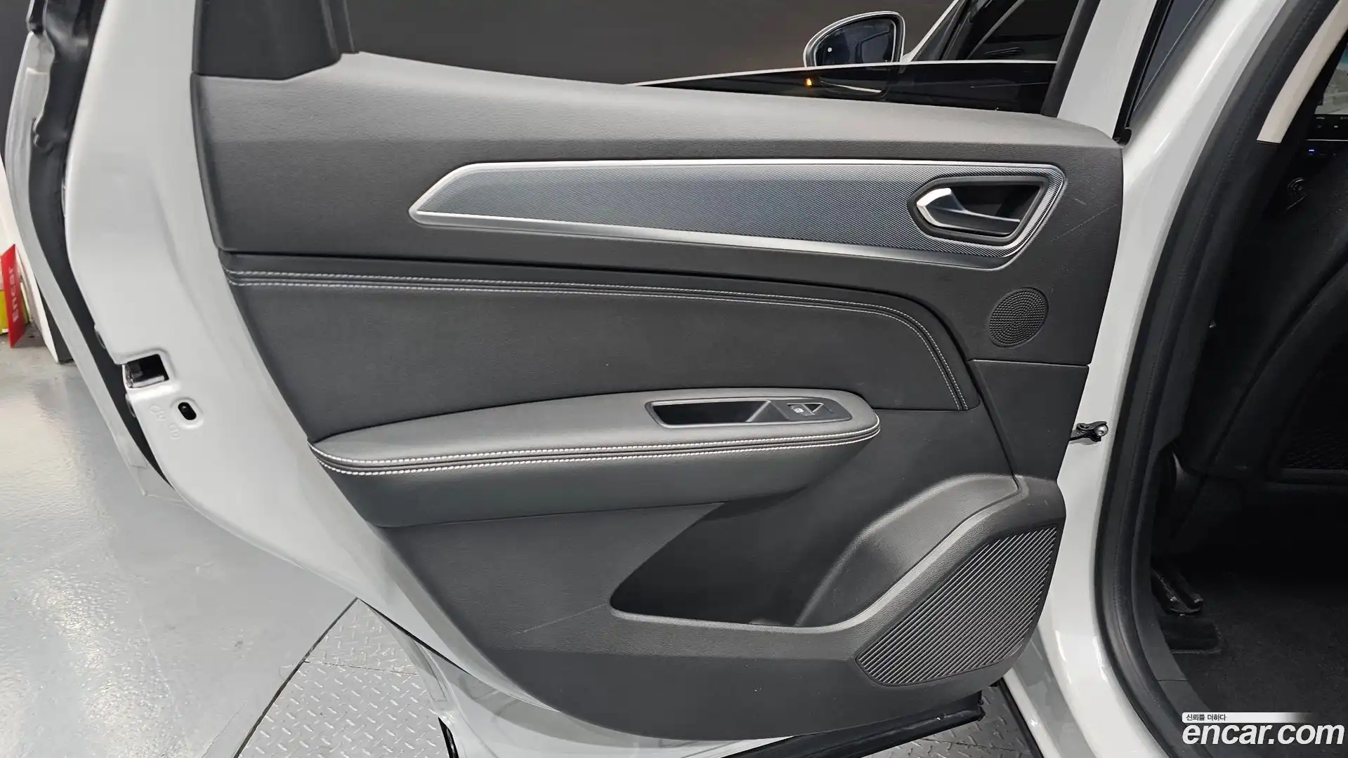 XM3 Renault Korea 2020.10-INNER-035