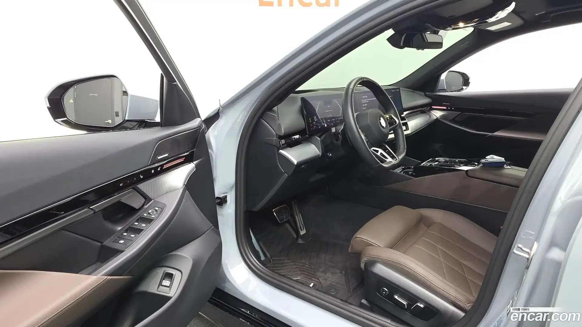 5-Series BMW 2024.3-INNER-010