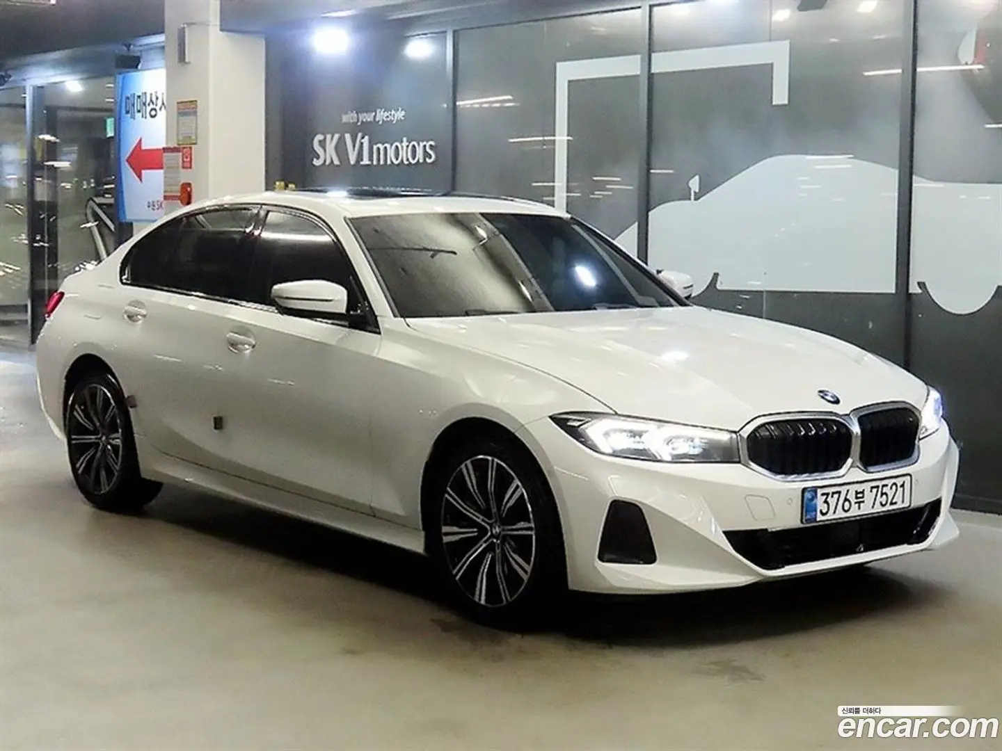 Main__Slider__Photo:3-Series BMW 2025.3-0