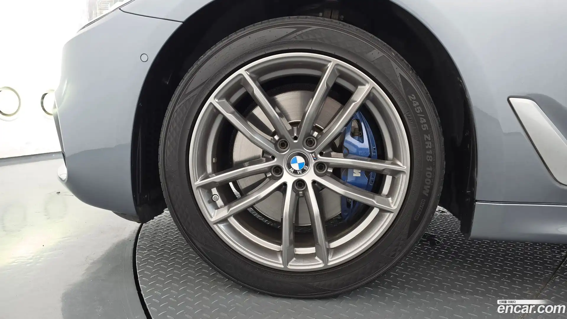 5-Series BMW 2017.11-OUTER-005