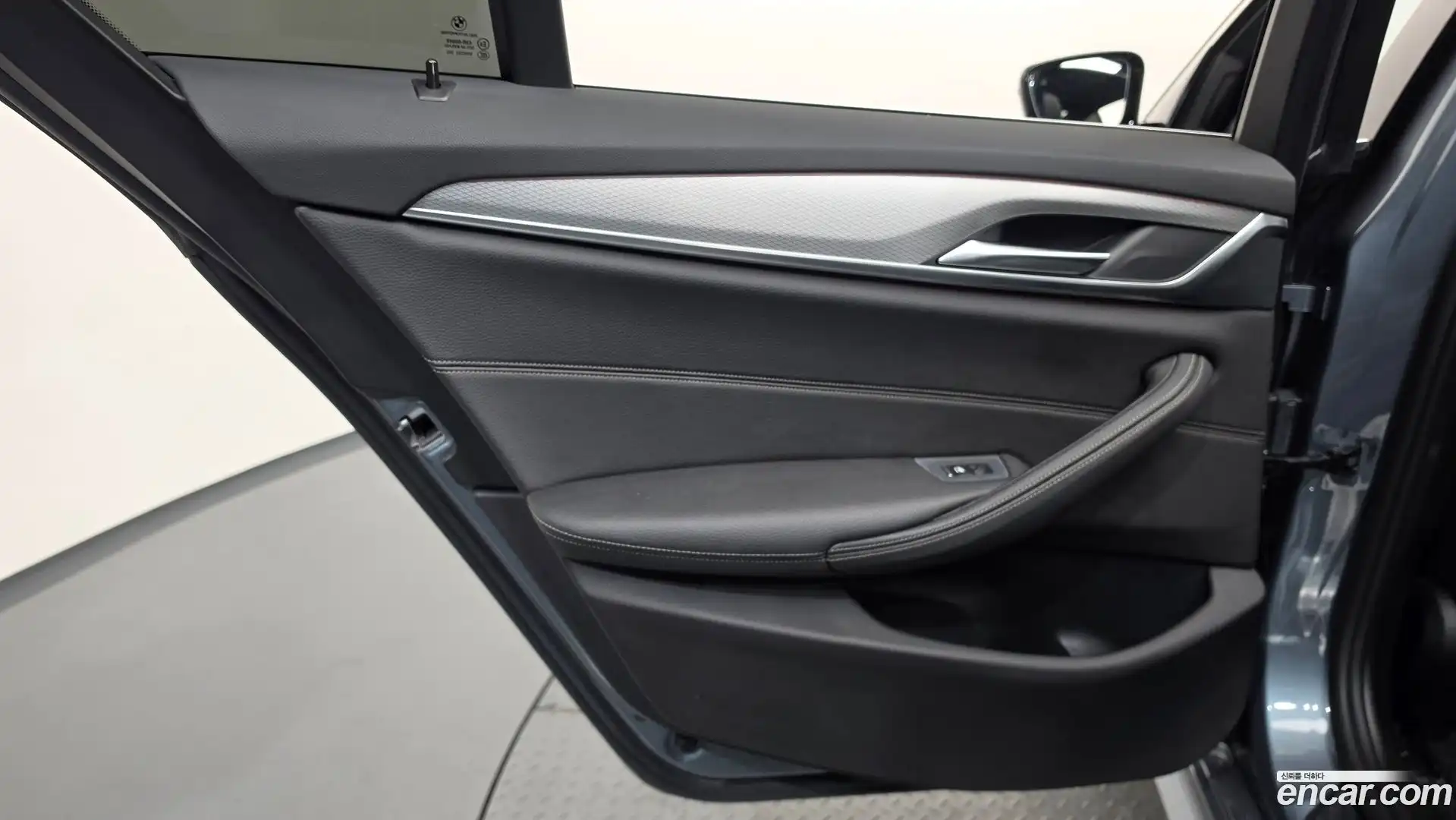 5-Series BMW 2017.11-INNER-035