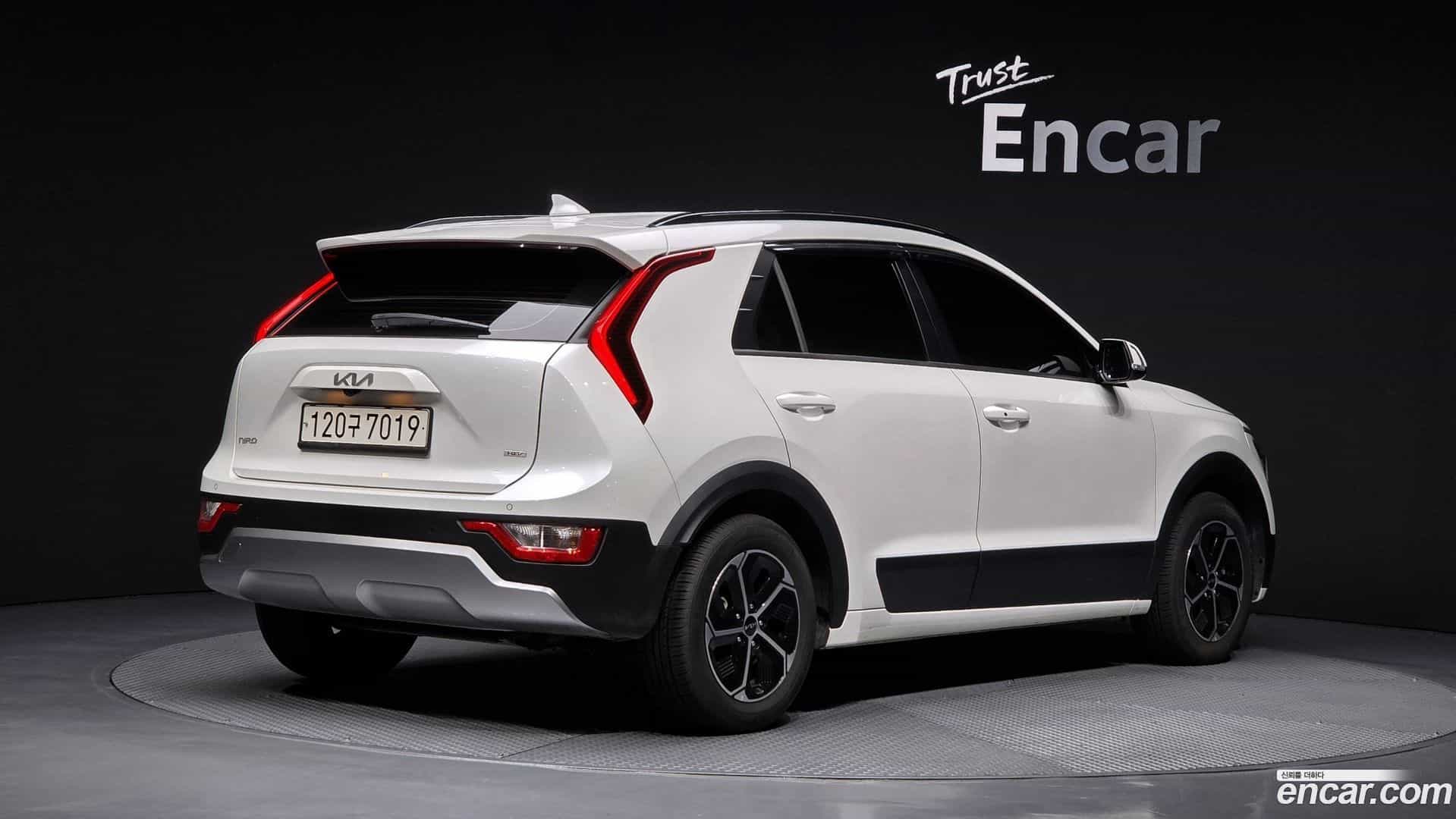 Niro Kia 2022.3-OUTER-002
