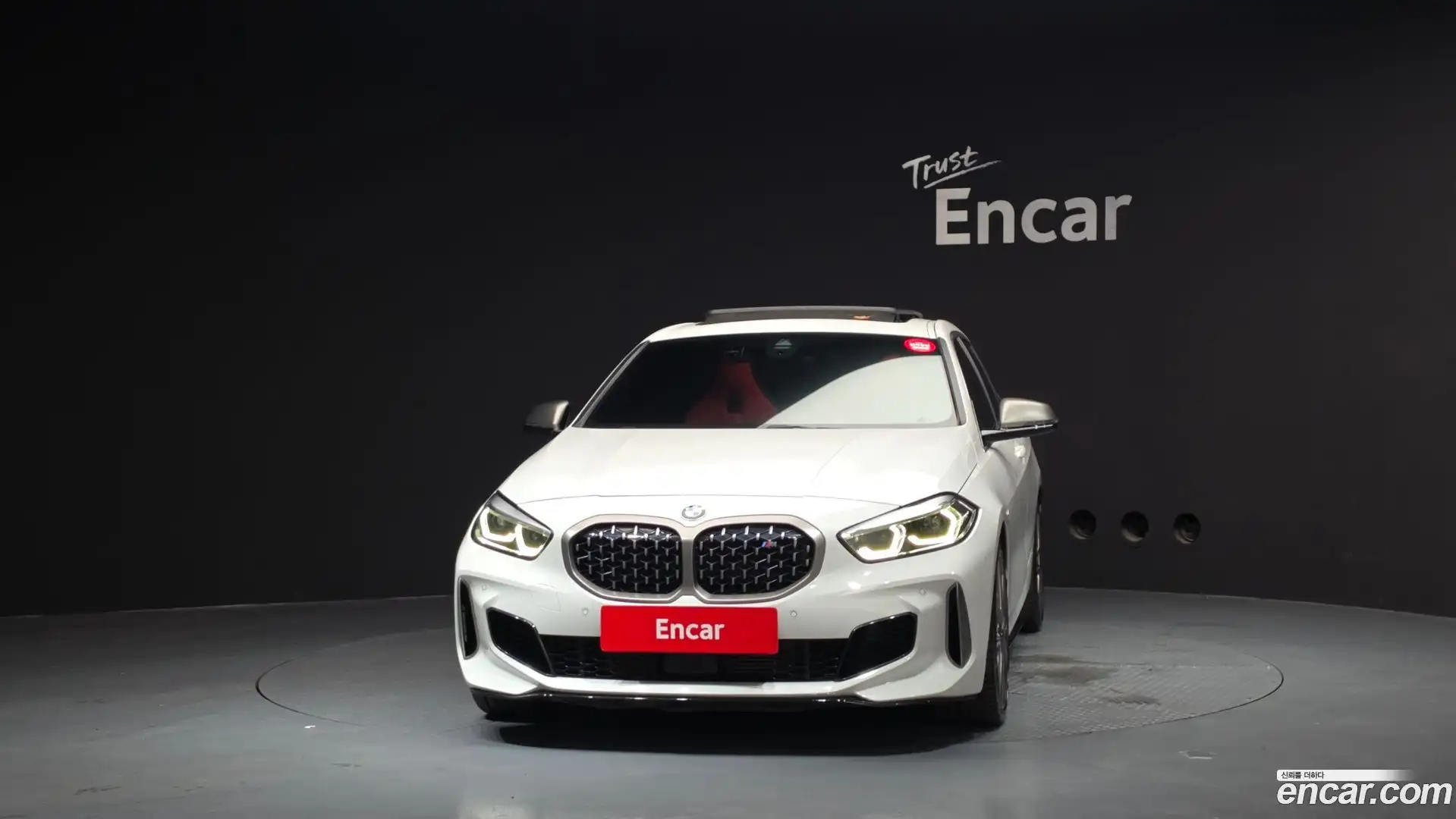 1-Series BMW 2023.8-OUTER-003