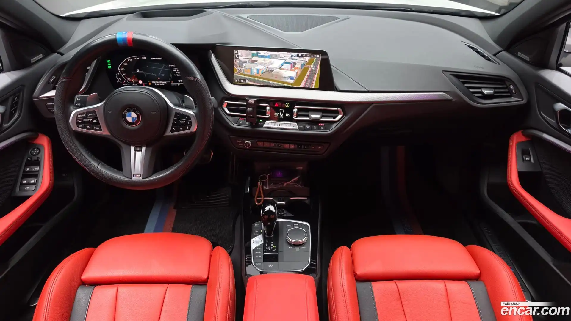 1-Series BMW 2023.8-INNER-007