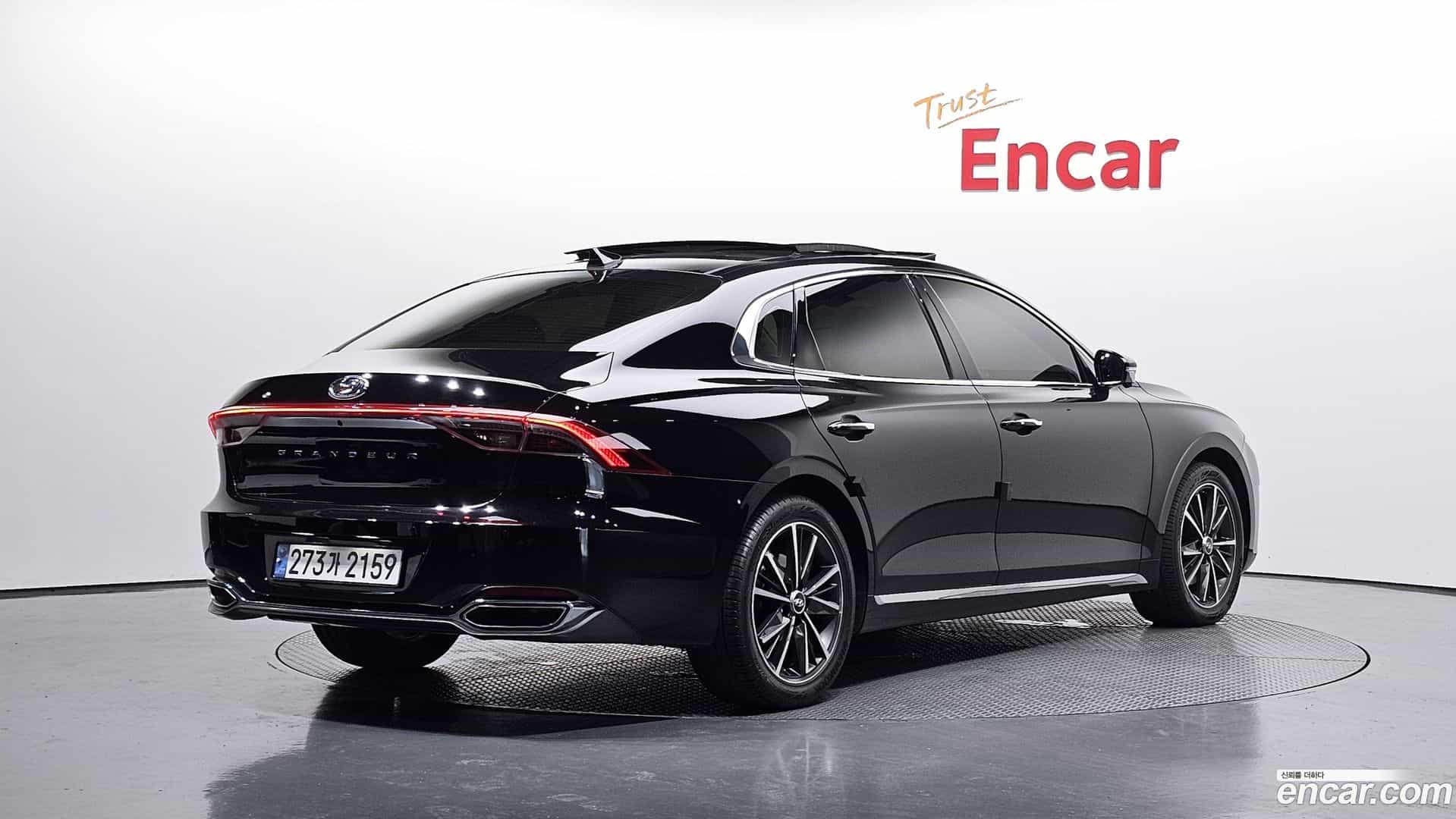 Grandeur Hyundai 2022.10-OUTER-002