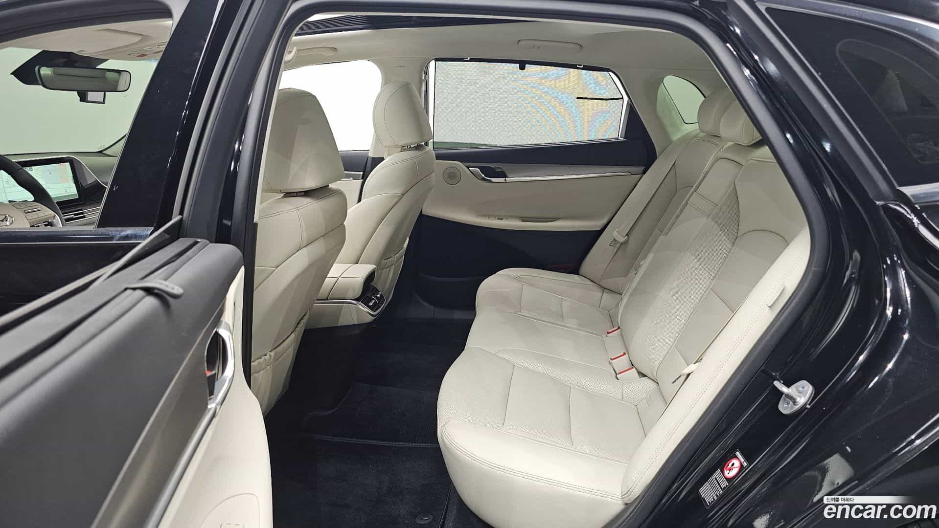 Grandeur Hyundai 2022.10-OPTION-016