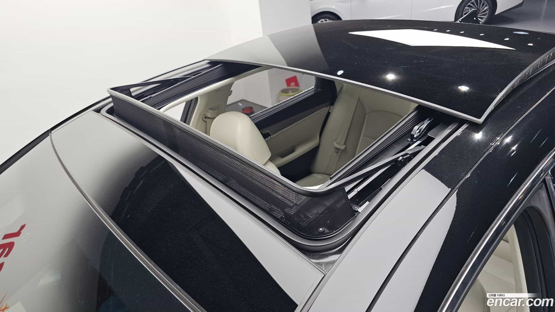 Grandeur Hyundai 2022.10-OPTION-024