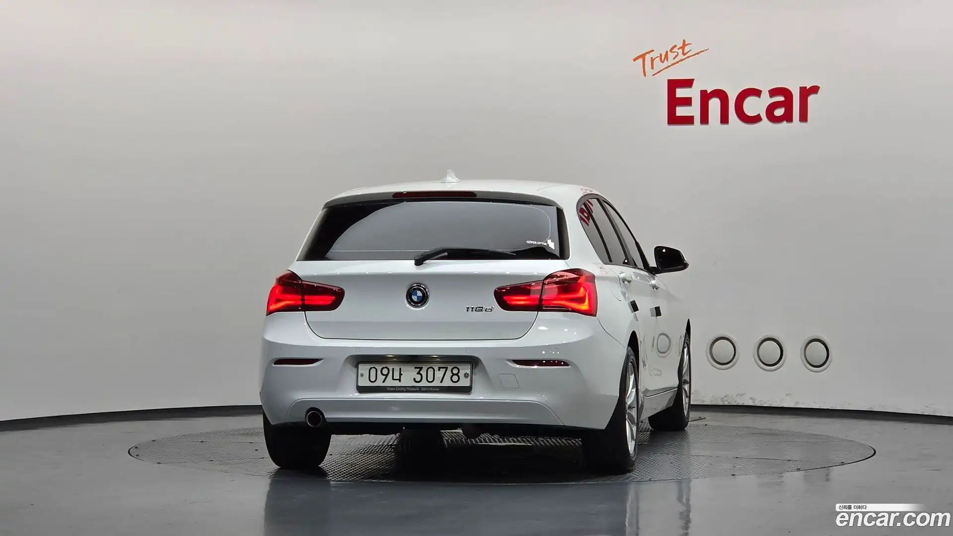 1-Series BMW 2017.4-OUTER-004