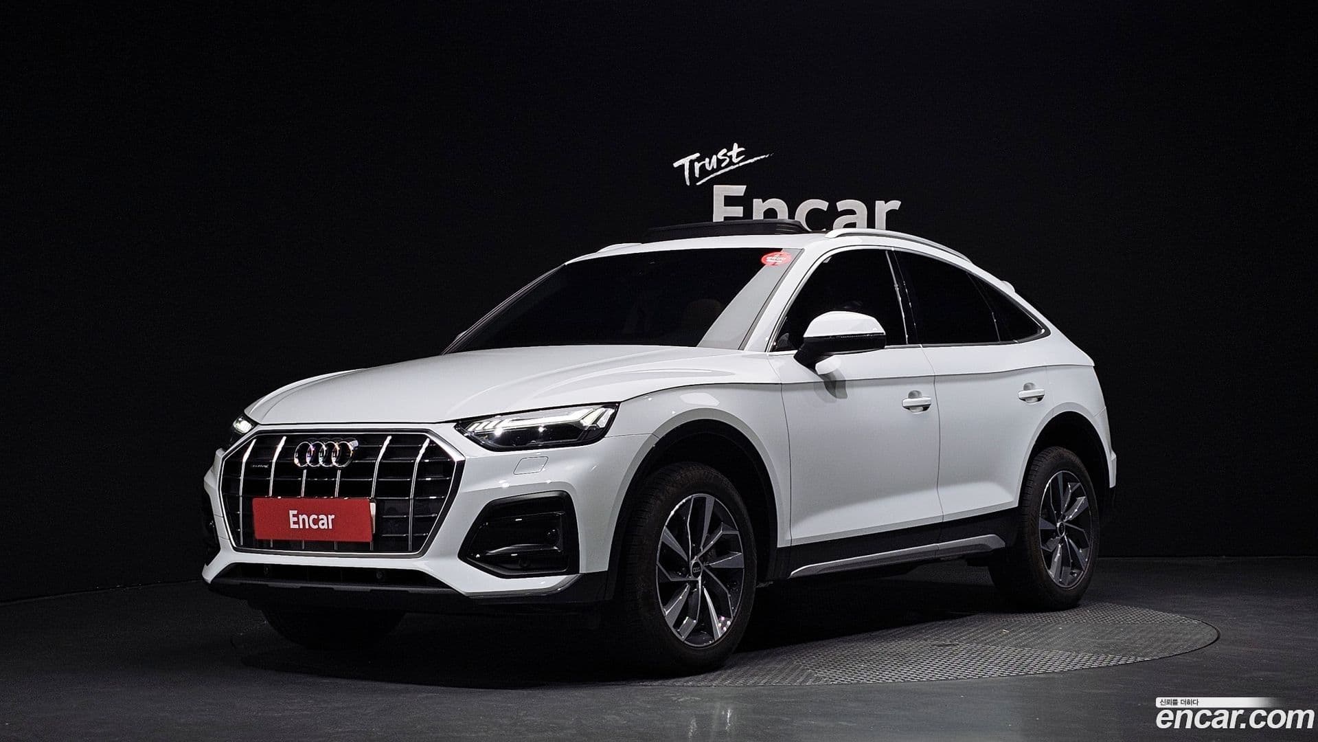 Main__Slider__Photo:Q5 Audi 2022.4-0