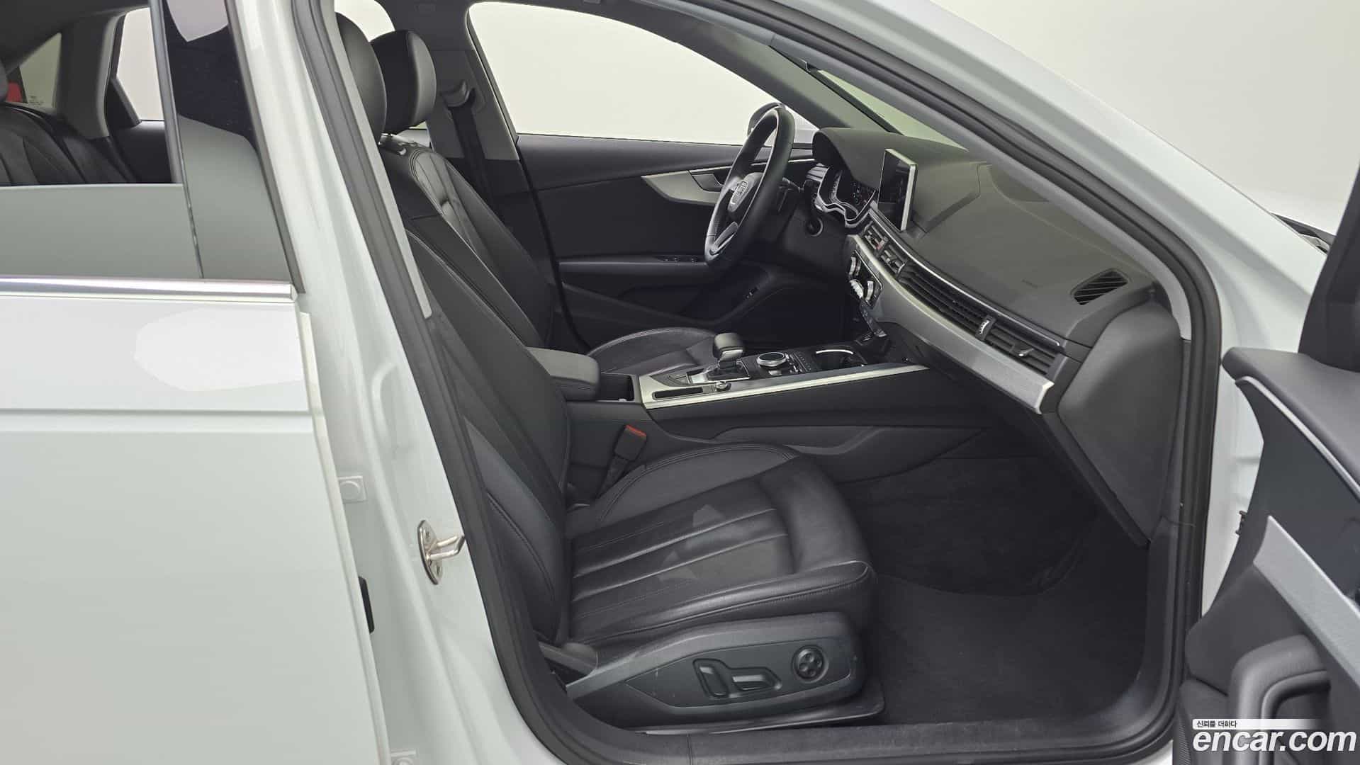 A4 Audi 2019.11-INNER-036