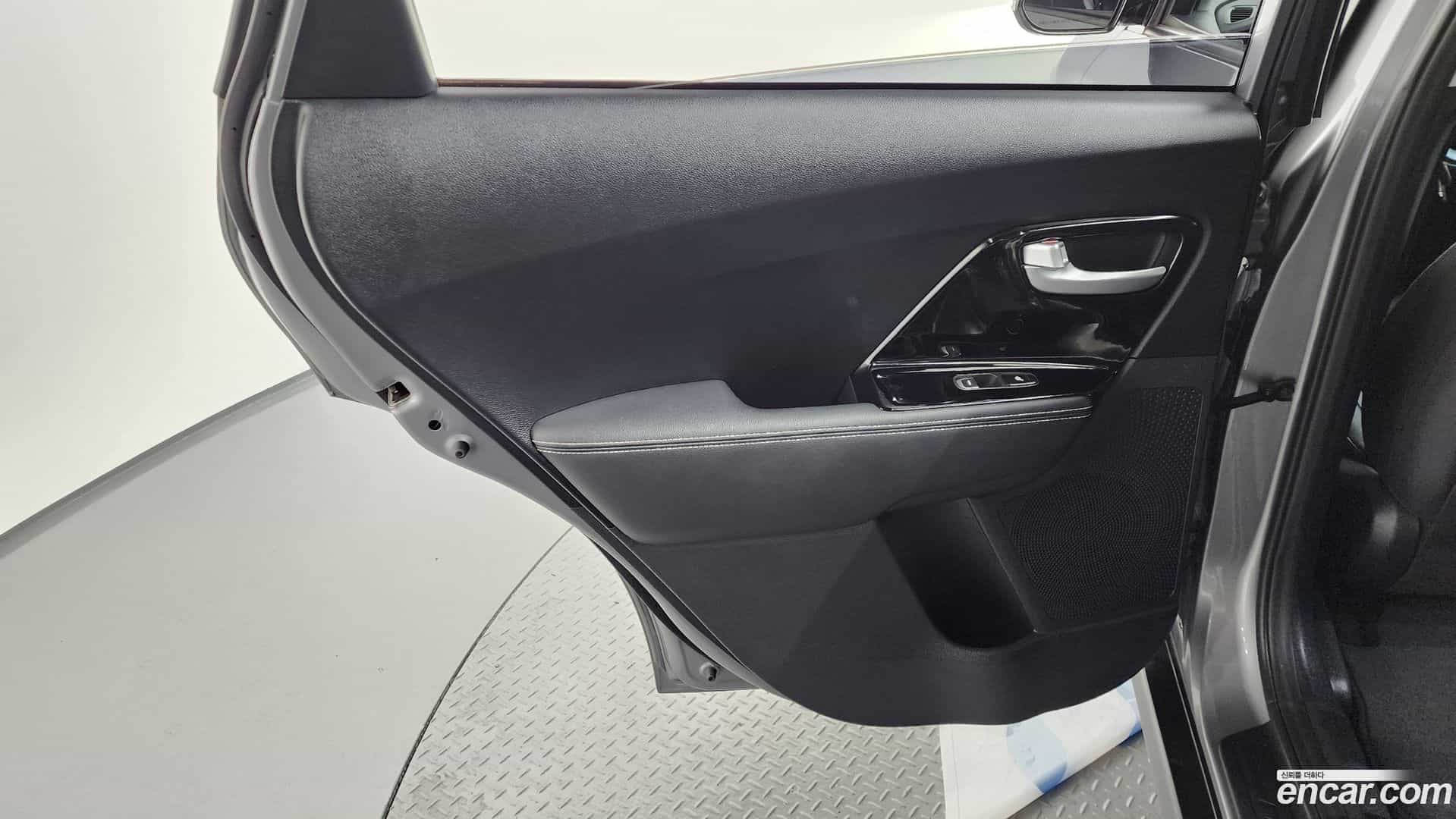 Niro Kia 2021.8-INNER-035