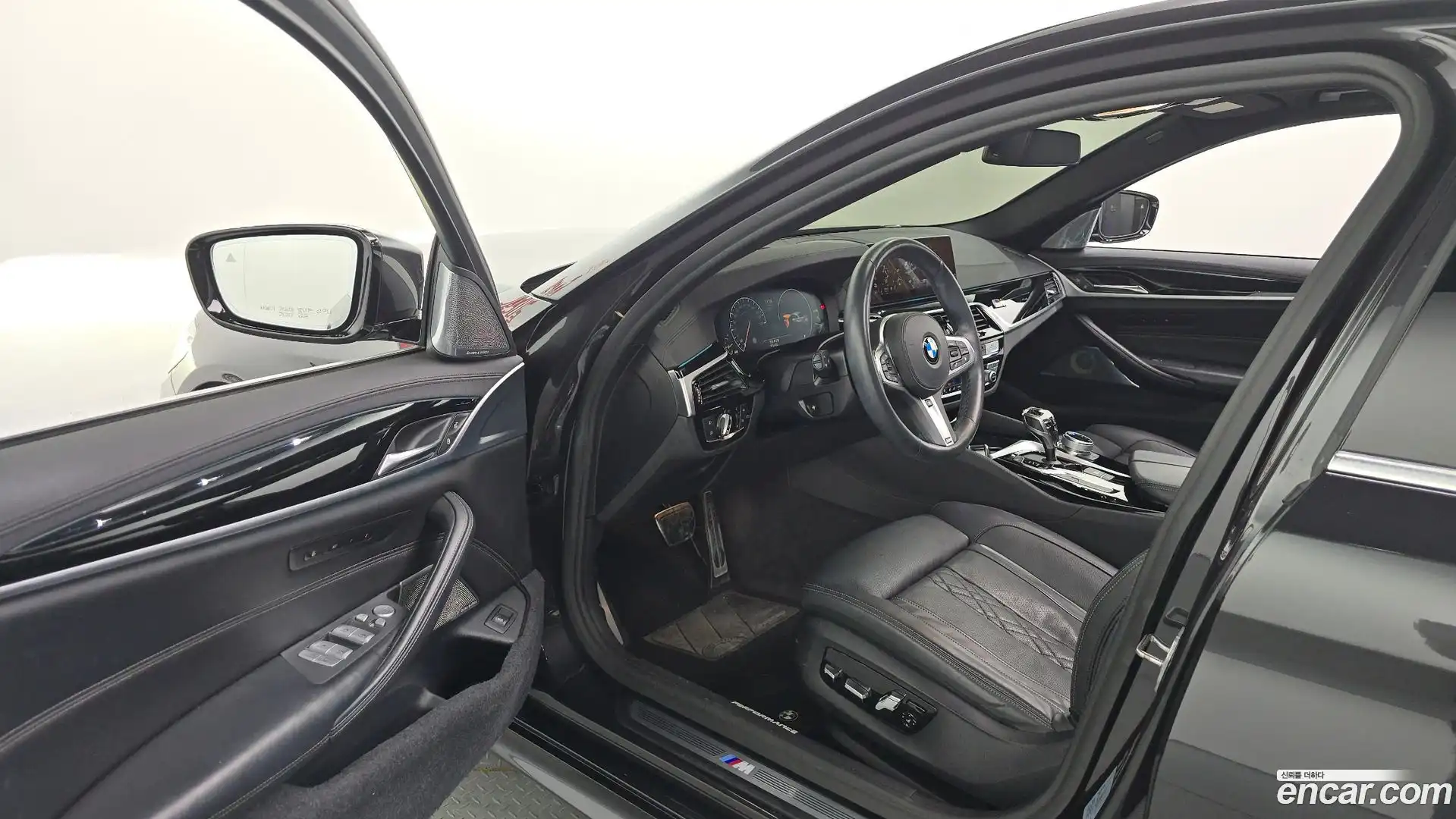 5-Series BMW 2019.7-INNER-010