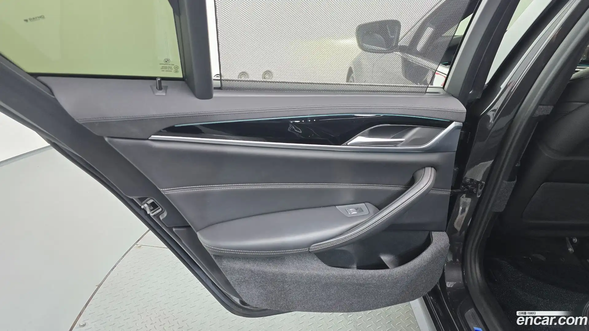 5-Series BMW 2019.7-INNER-035
